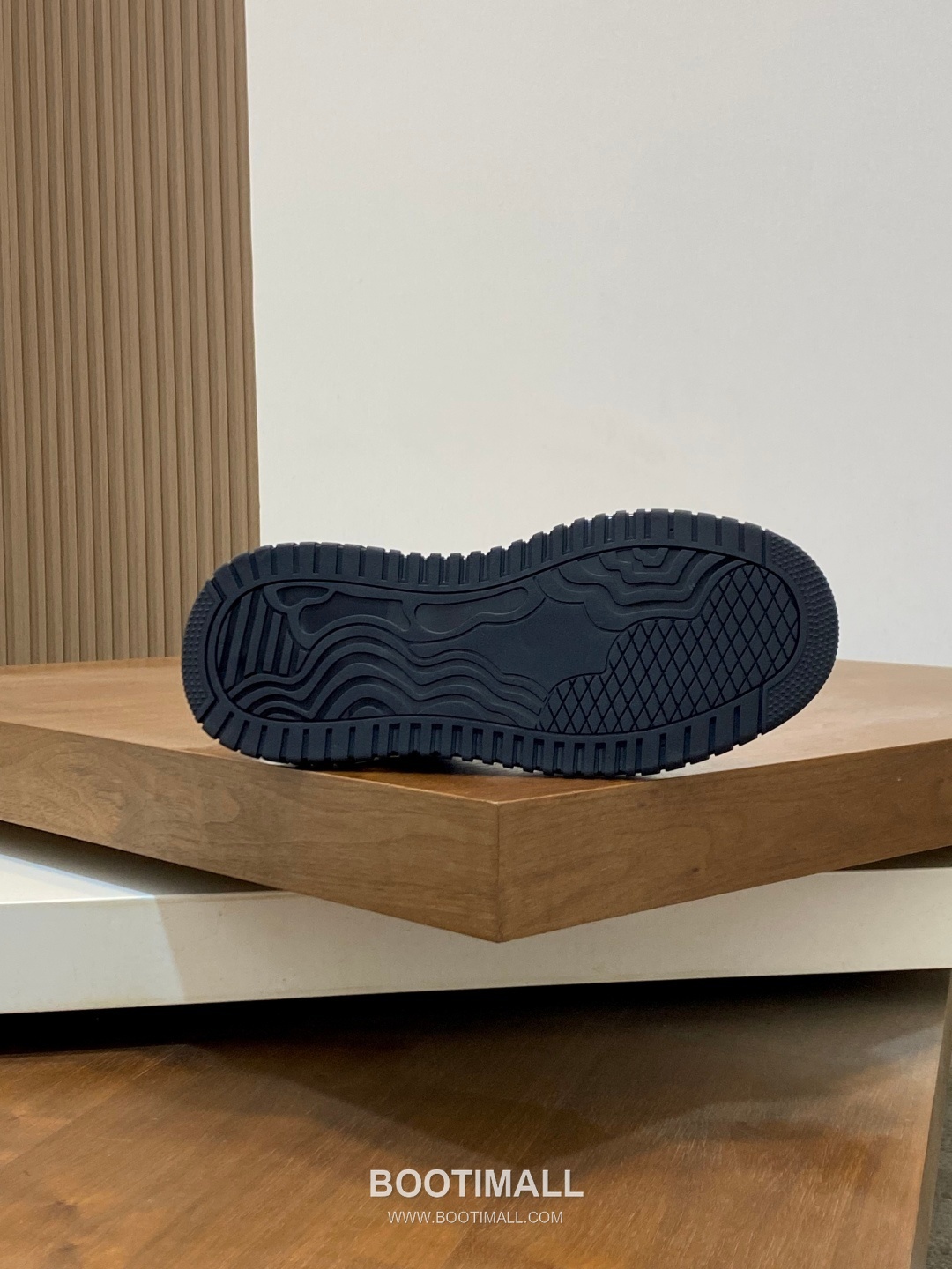 구찌 나파송아지가죽 로고디테일 로우탑 블랙 스니커즈 Gucci Nappa Calfskin Logo Detail Low-top Black Sneakers 9