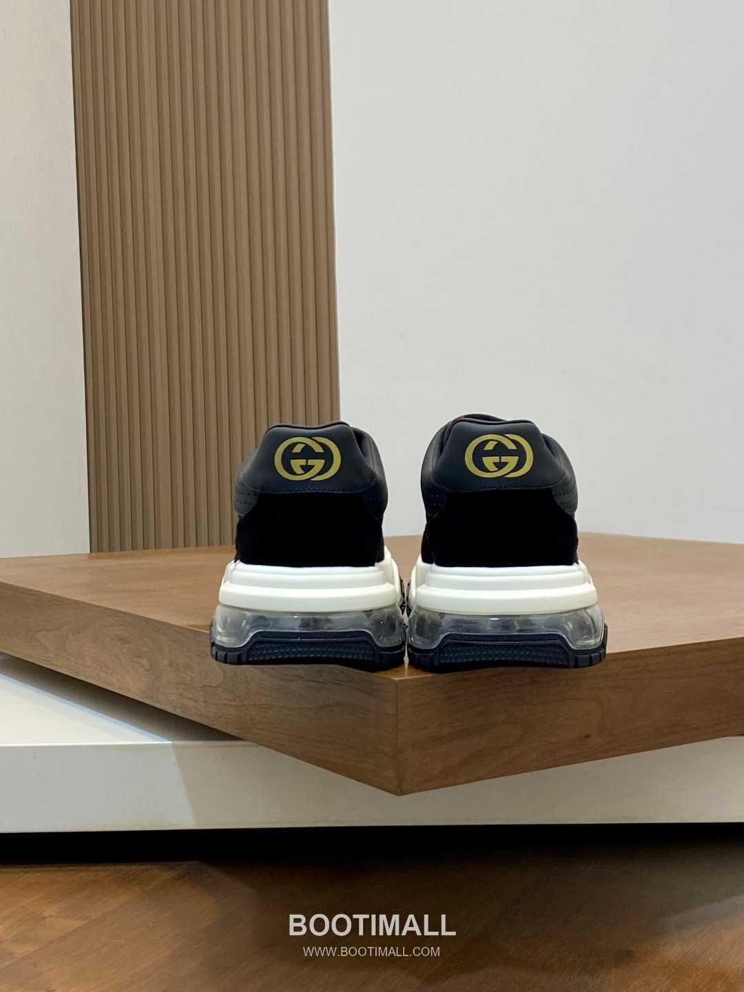 구찌 나파송아지가죽 로고디테일 로우탑 블랙 스니커즈 Gucci Nappa Calfskin Logo Detail Low-top Black Sneakers 8