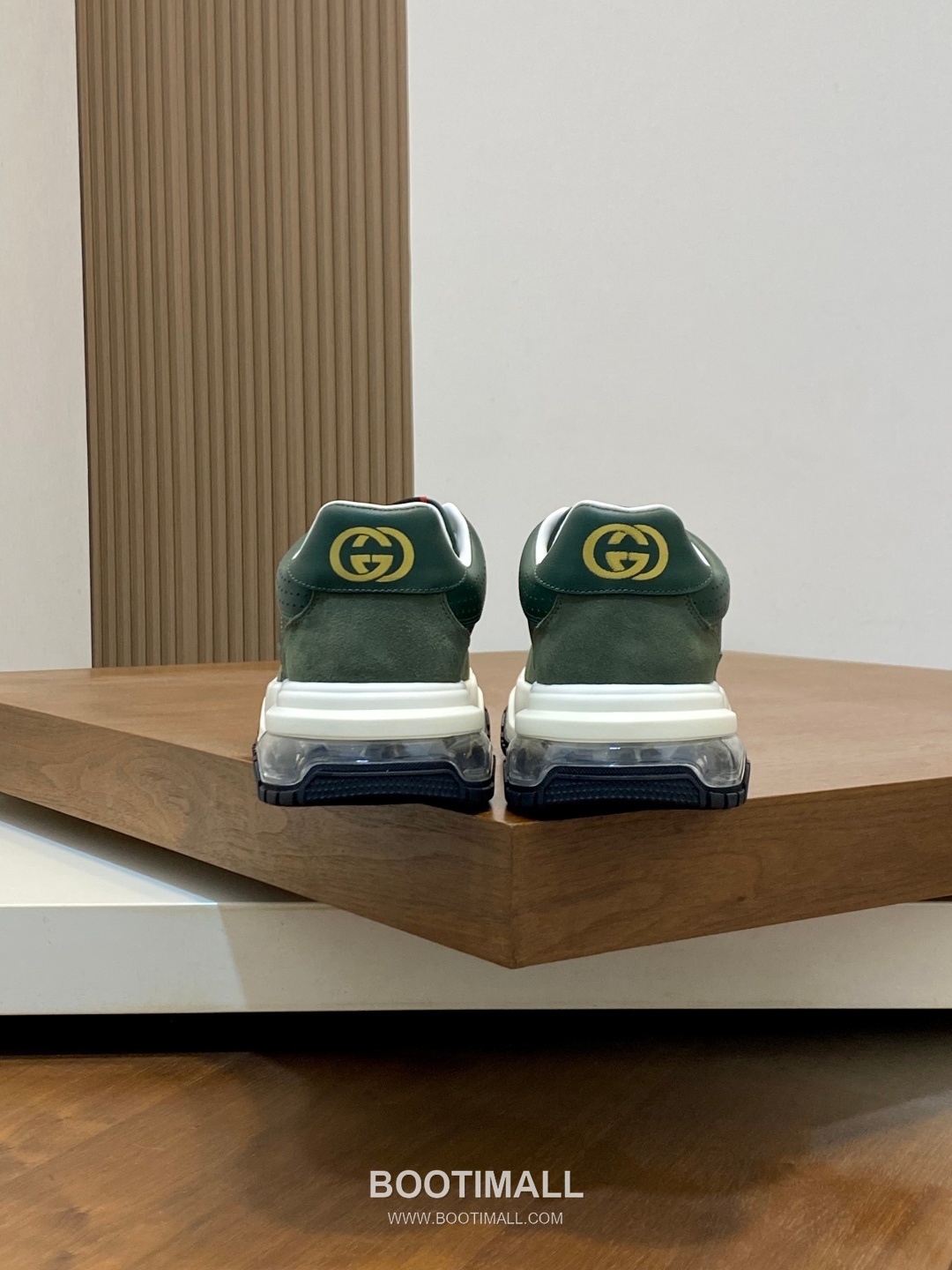 구찌 나파송아지가죽 로고디테일 로우탑 블랙 스니커즈 Gucci Nappa Calfskin Logo Detail Low-top Black Sneakers 8