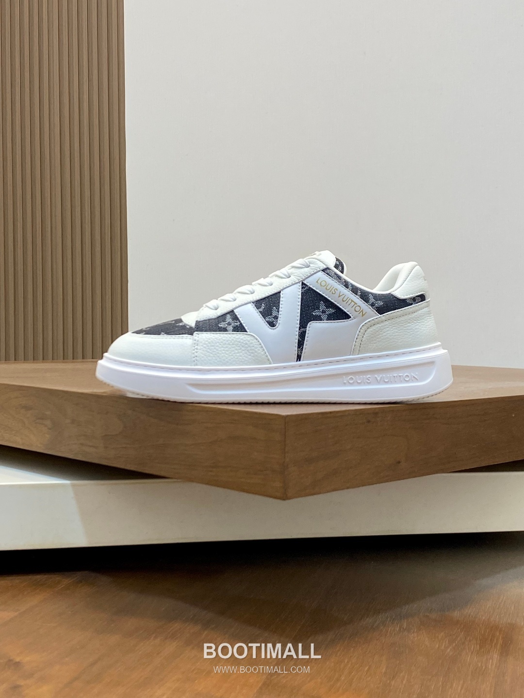 루이비통 모노그램 송아지가죽 에어쿠션 플랫폼 블랙 스니커즈 Louis Vuitton Monogram Calfskin Air Cushion Platform Black Sneakers 5cm 2