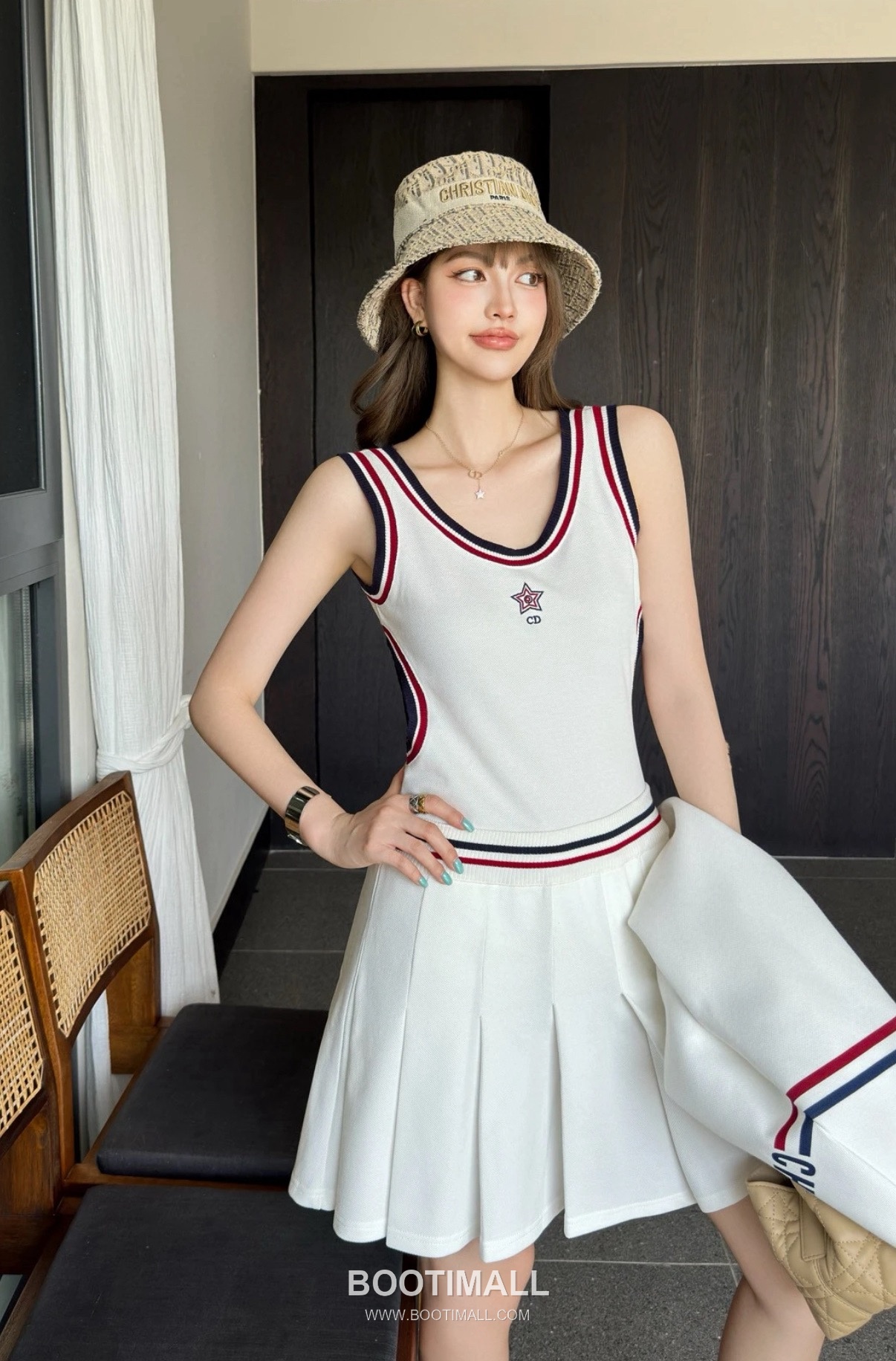 디올 2026SS 디올바이브 테크니컬니트 CD자수 슬림핏 탱크탑 Dior 2026 SS Dior Vibe Technical Knit CD Embroidered Slim Tank Top 1