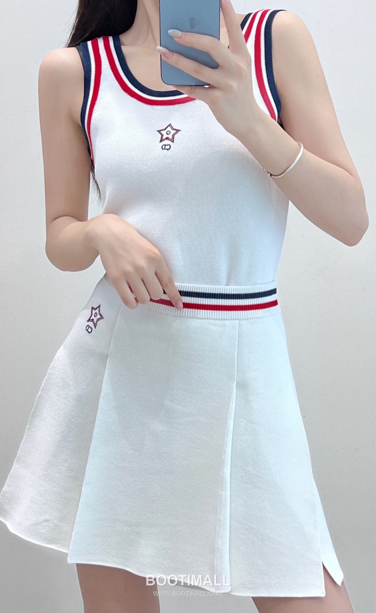 디올 2026SS 디올바이브 테크니컬니트 CD자수 슬림핏 탱크탑 Dior 2026 SS Dior Vibe Technical Knit CD Embroidered Slim Tank Top 7