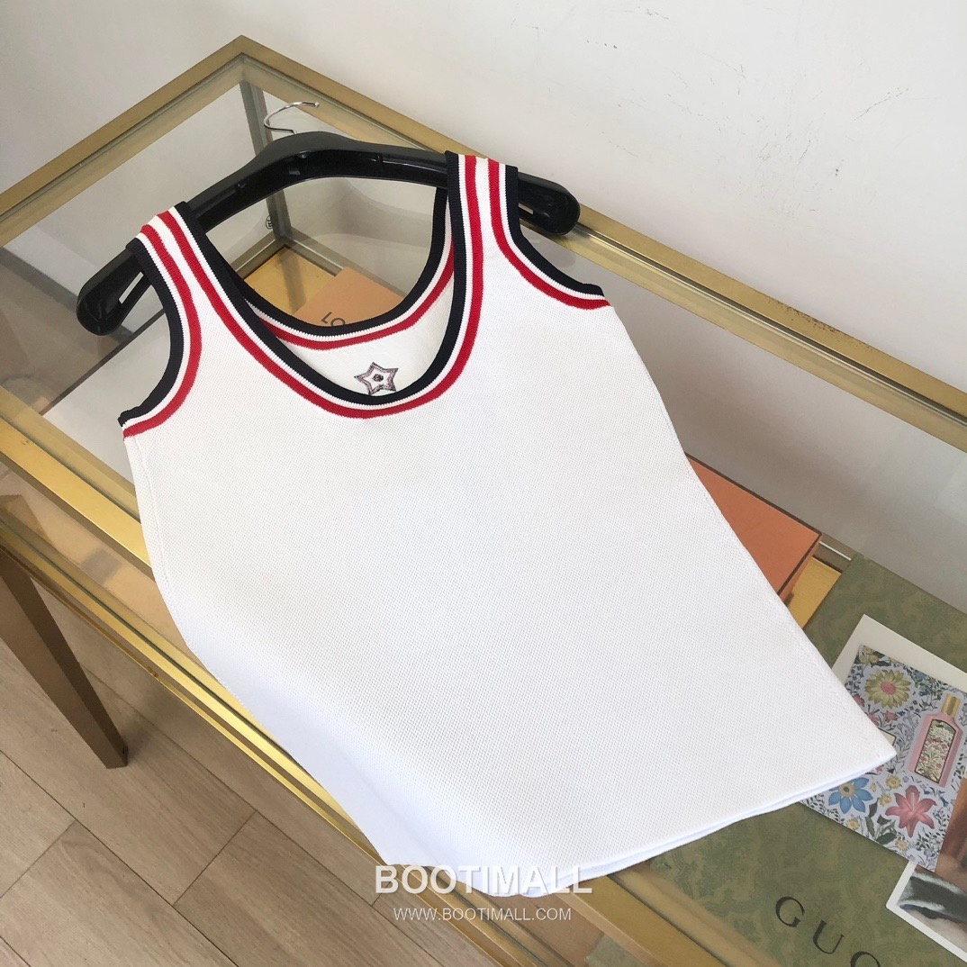 디올 2026SS 디올바이브 테크니컬니트 CD자수 슬림핏 탱크탑 Dior 2026 SS Dior Vibe Technical Knit CD Embroidered Slim Tank Top 10