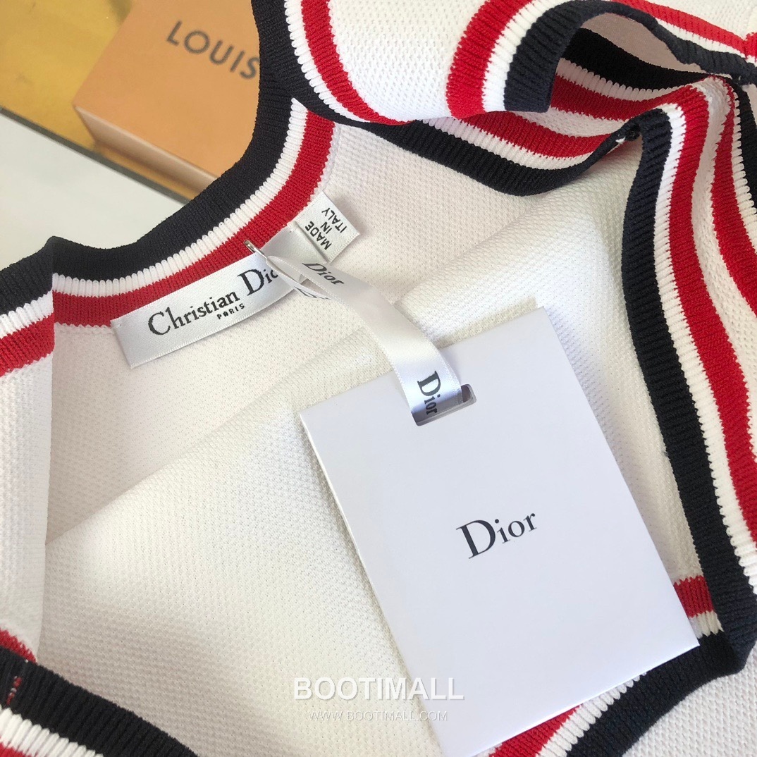 디올 2026SS 디올바이브 테크니컬니트 CD자수 슬림핏 탱크탑 Dior 2026 SS Dior Vibe Technical Knit CD Embroidered Slim Tank Top 12