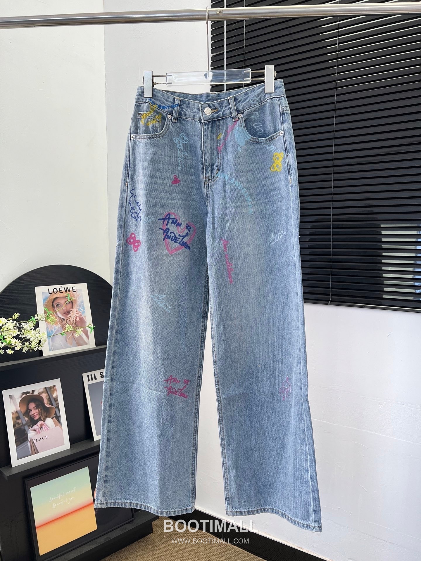 구찌 2026SS 데님 그래피티 하트로고 루즈핏 롱팬츠 Gucci 2026 SS Denim Graffiti Heart Logo Loose Fit Long Pants 10