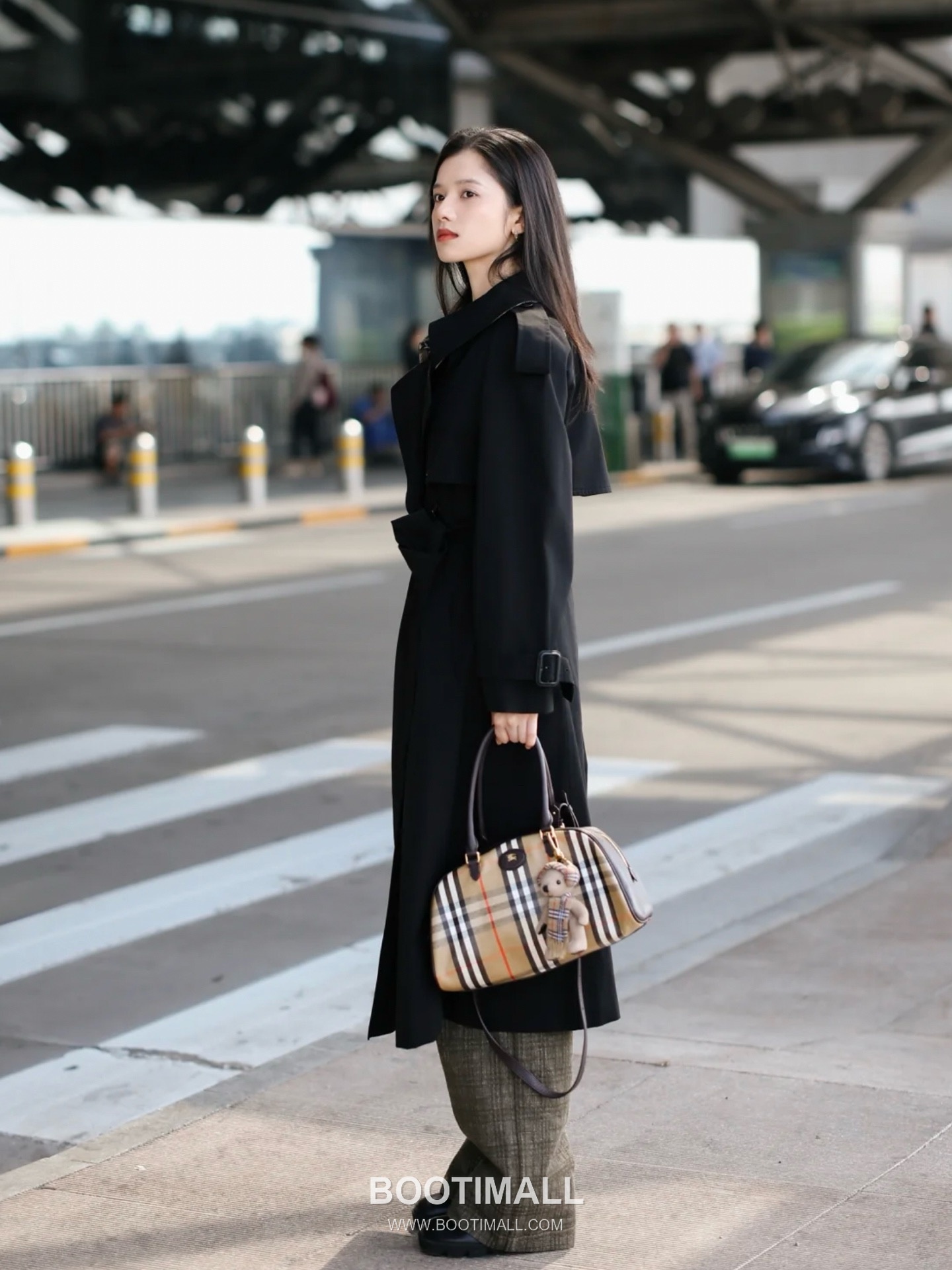 버버리 2026SS 개버딘 체크안감 벨티드 롱 트렌치코트 Burberry 2026 SS Gabardine Check Lining Belted Long Trench Coat 3