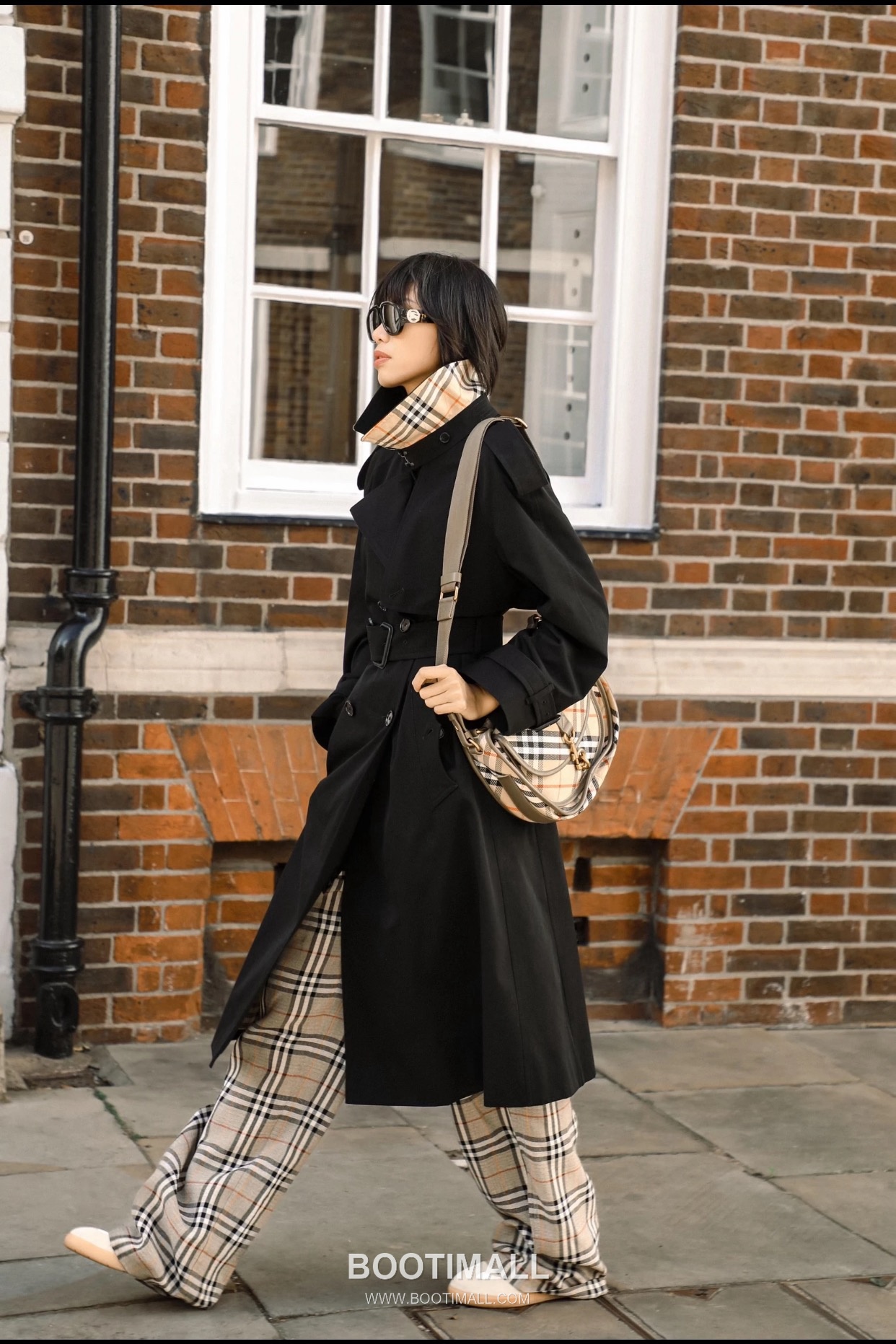 버버리 2026SS 개버딘 체크안감 벨티드 롱 트렌치코트 Burberry 2026 SS Gabardine Check Lining Belted Long Trench Coat 7