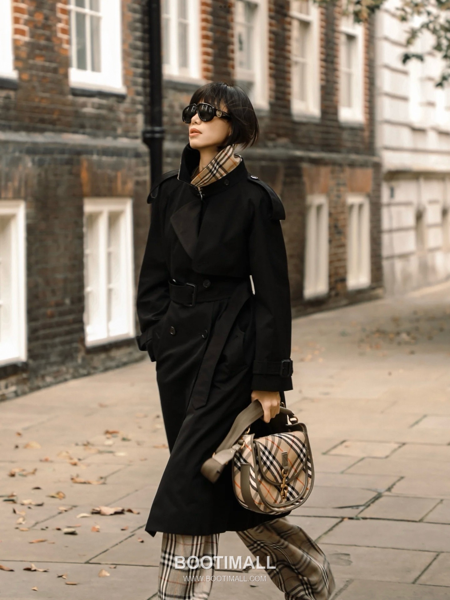 버버리 2026SS 개버딘 체크안감 벨티드 롱 트렌치코트 Burberry 2026 SS Gabardine Check Lining Belted Long Trench Coat 8