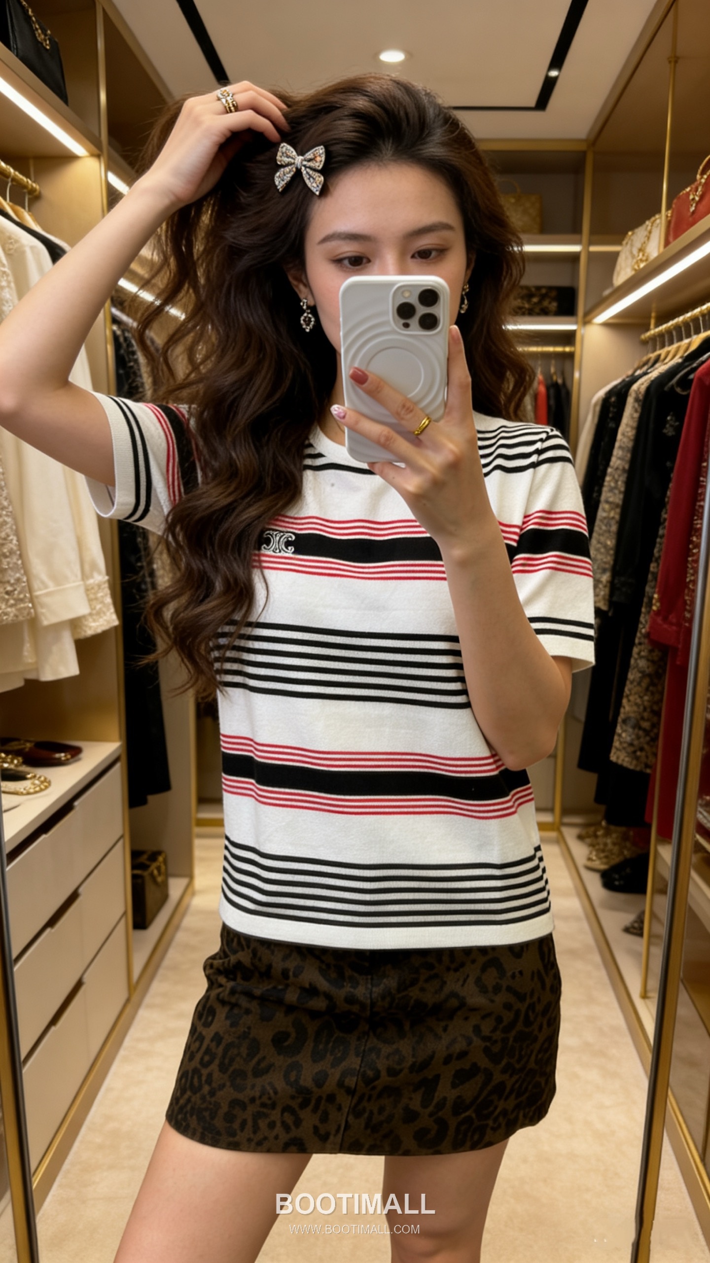 구찌 2026SS 텐셀실크 스트라이프 로고자수 슬림핏 반팔 니트 Gucci 2026 SS Tencel Silk Stripe Logo Embroidered Slim Fit Short Sleeve Knit 1