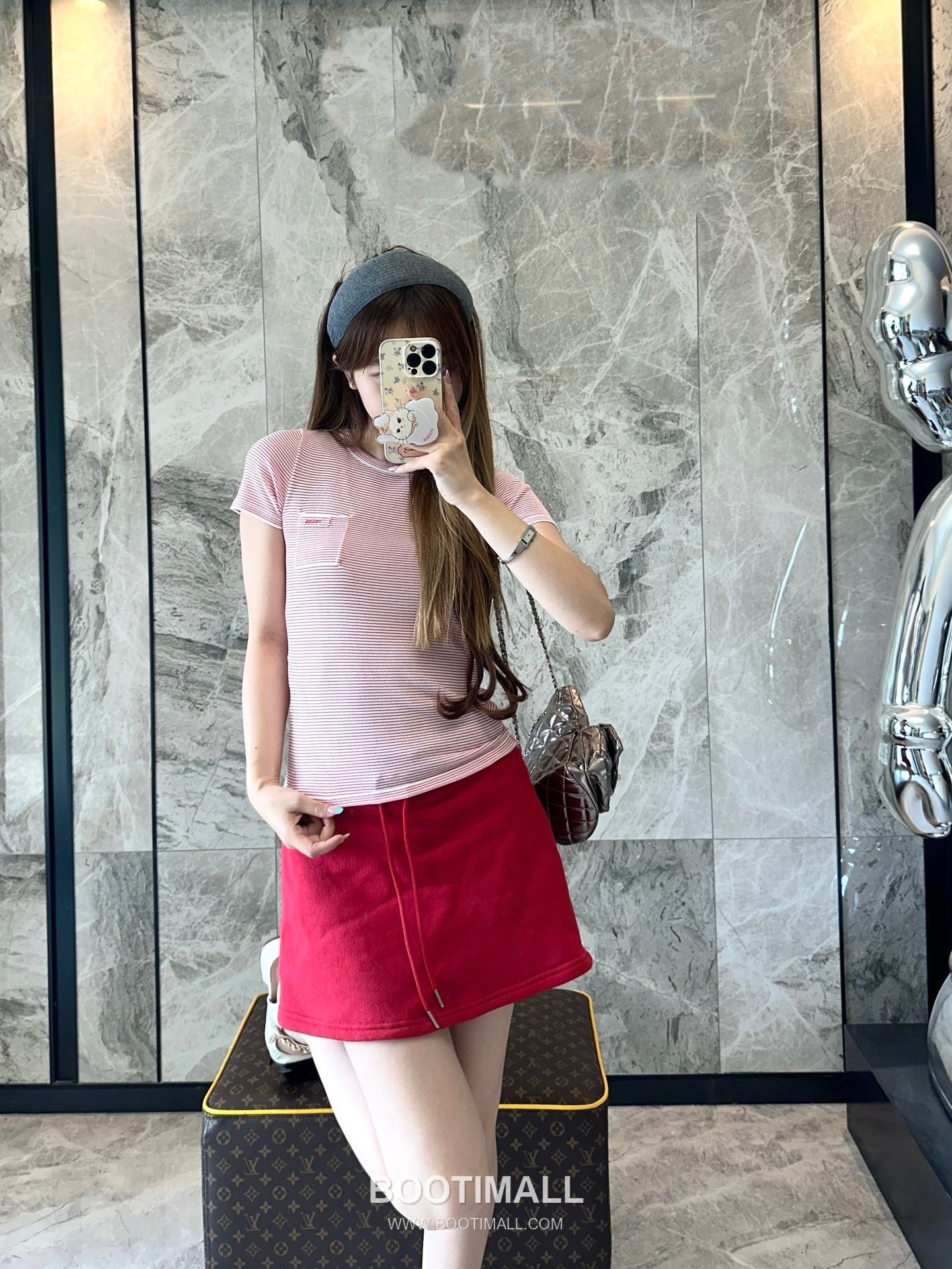 프라다 2026SS 스트라이프 로고자수 슬림핏 반팔 니트 Prada 2026 SS Stripe Logo Embroidered Slim Fit Short Sleeve Knit 7