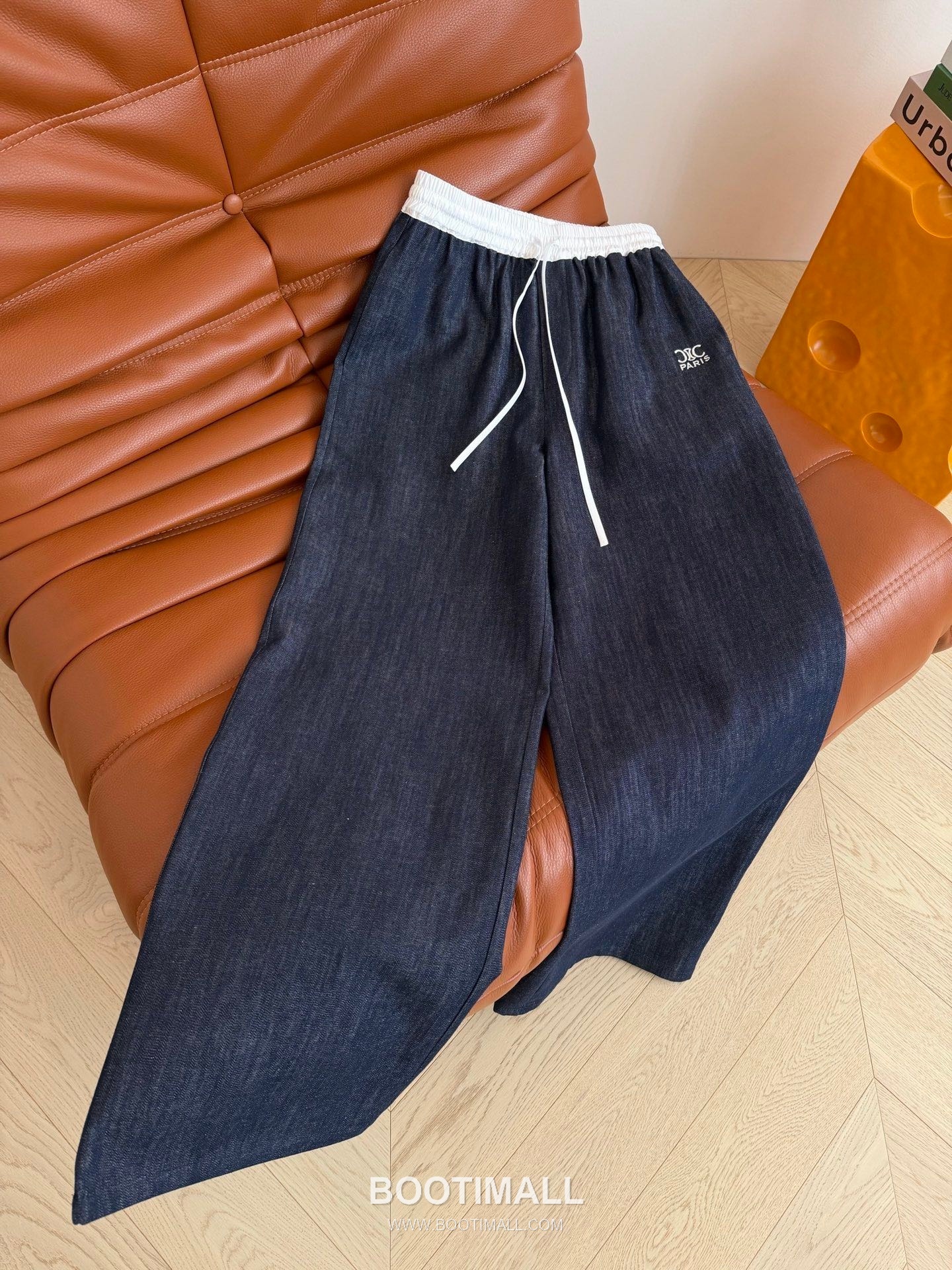 구찌 2026SS 코튼 화이트 데님 밴딩 로고자수 루즈핏 롱팬츠 Gucci 2026 SS Cotton White Denim Elastic Waist Logo Embroidered Loose Fit Long Pants 11