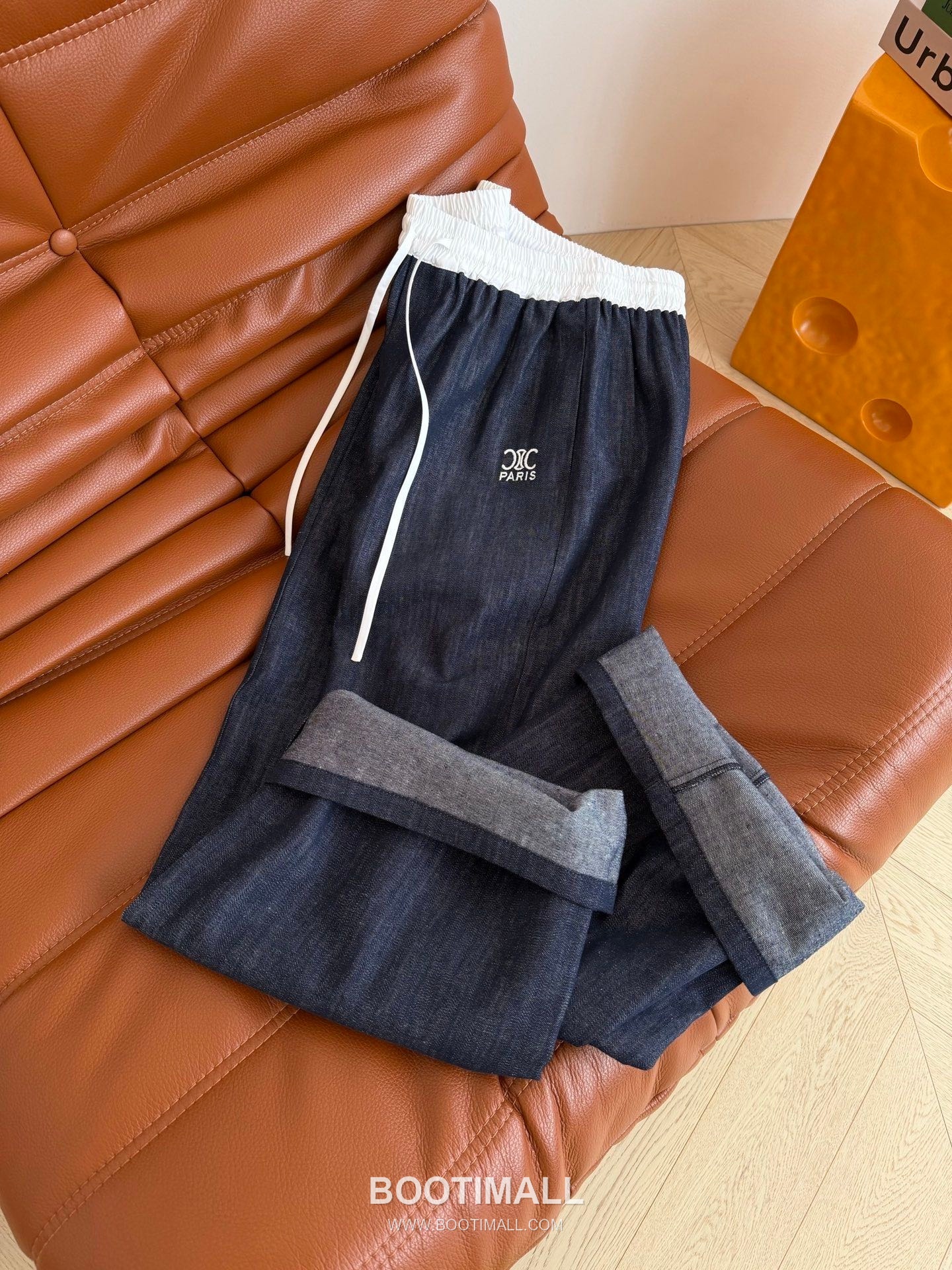 구찌 2026SS 코튼 화이트 데님 밴딩 로고자수 루즈핏 롱팬츠 Gucci 2026 SS Cotton White Denim Elastic Waist Logo Embroidered Loose Fit Long Pants 14