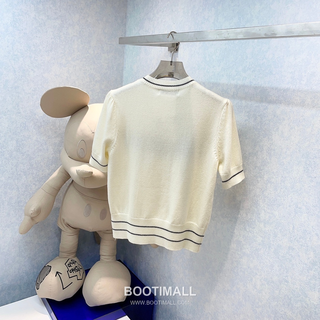 디올 2026SS 울 니트 별자수 로고 퍼프슬리브 반팔 니트 Dior 2026 SS Wool Knit Star Embroidered Logo Puff Sleeve Short Sleeve Knit 8