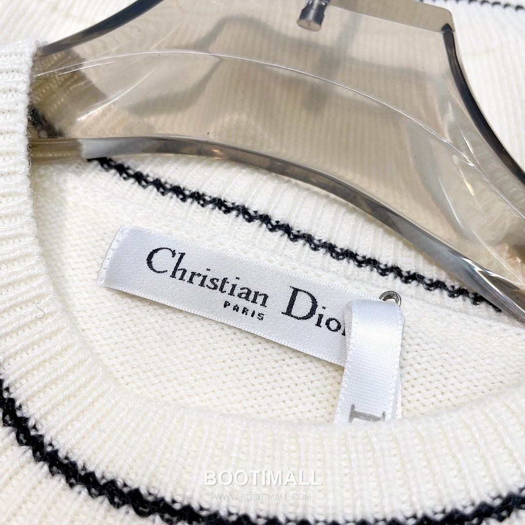 디올 2026SS 울 니트 별자수 로고 퍼프슬리브 반팔 니트 Dior 2026 SS Wool Knit Star Embroidered Logo Puff Sleeve Short Sleeve Knit 10