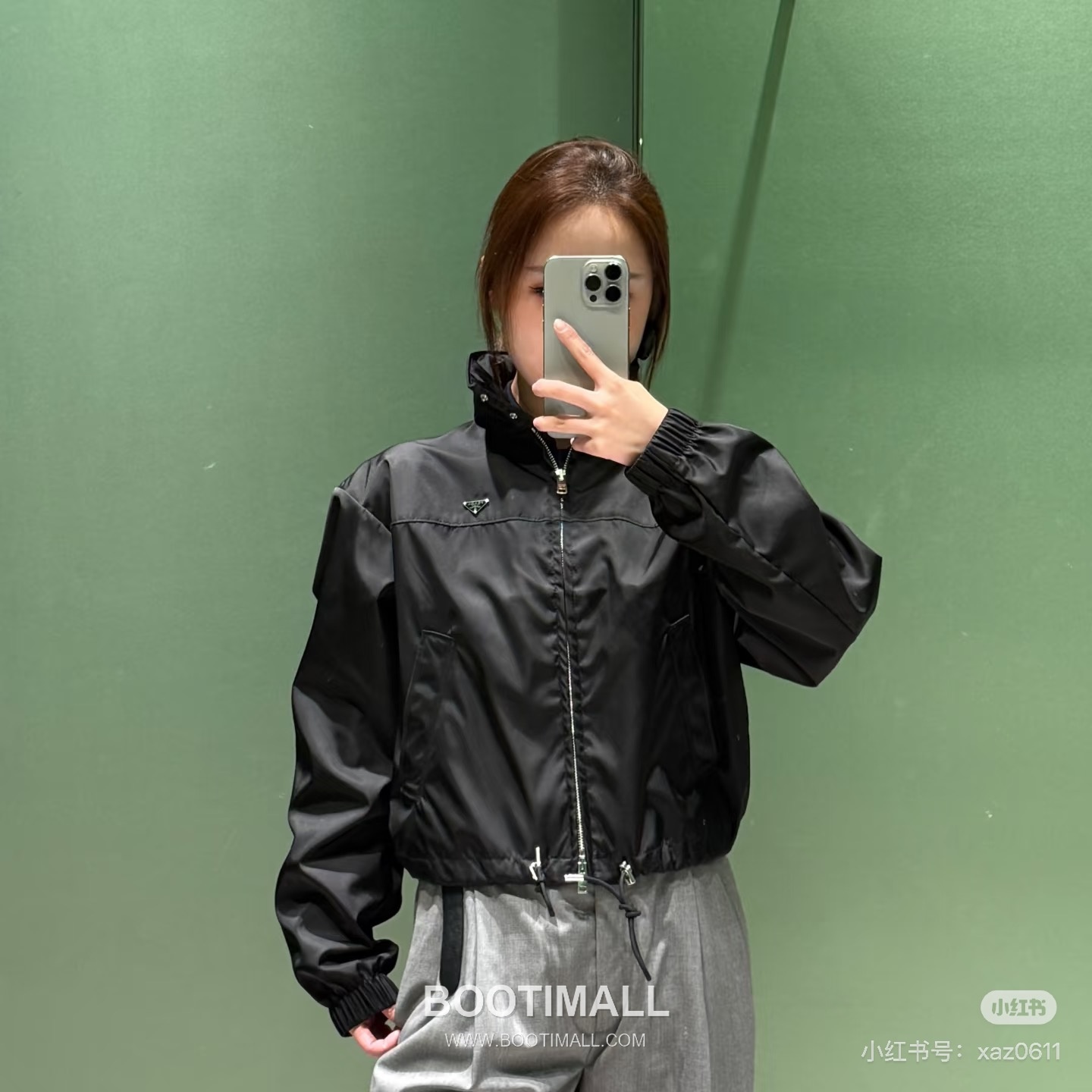 프라다 2026SS 리나일론 트라이앵글로고 루즈핏 숏 후드재킷 Prada 2026 SS Re Nylon Triangle Logo Loose Fit Short Hooded Jacket 4