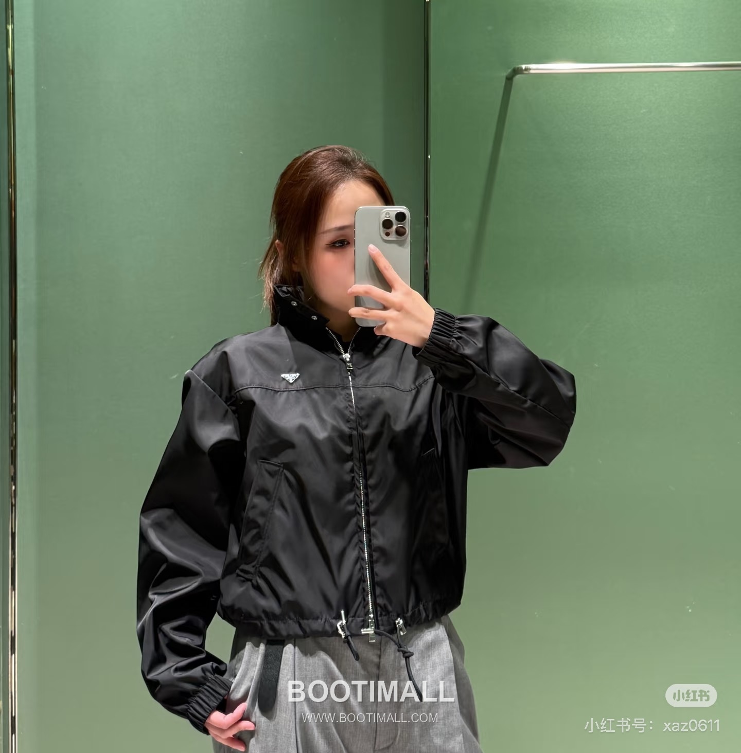 프라다 2026SS 리나일론 트라이앵글로고 루즈핏 숏 후드재킷 Prada 2026 SS Re Nylon Triangle Logo Loose Fit Short Hooded Jacket 5