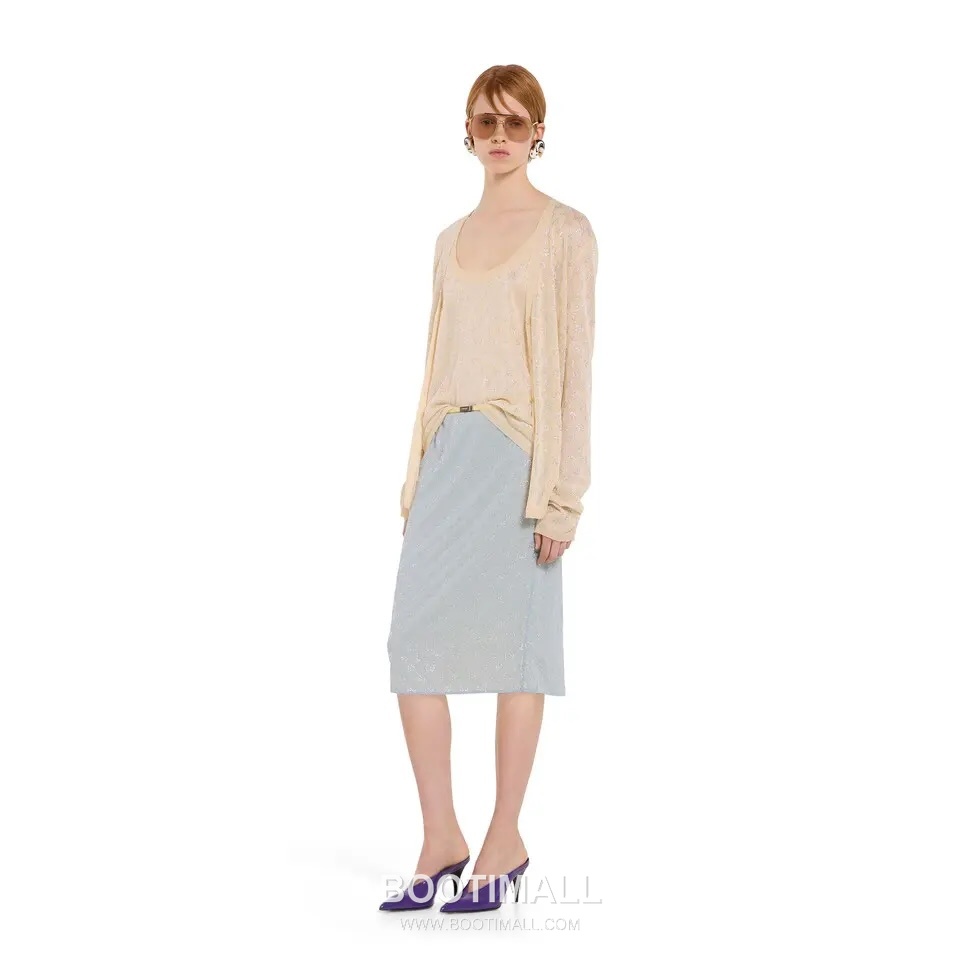 구찌 2026SS 실크 GG 크리스탈자수 슬림핏 슬리브리스 니트 Gucci 2026 SS Silk GG Crystal Embroidered Slim Fit Sleeveless Knit 2