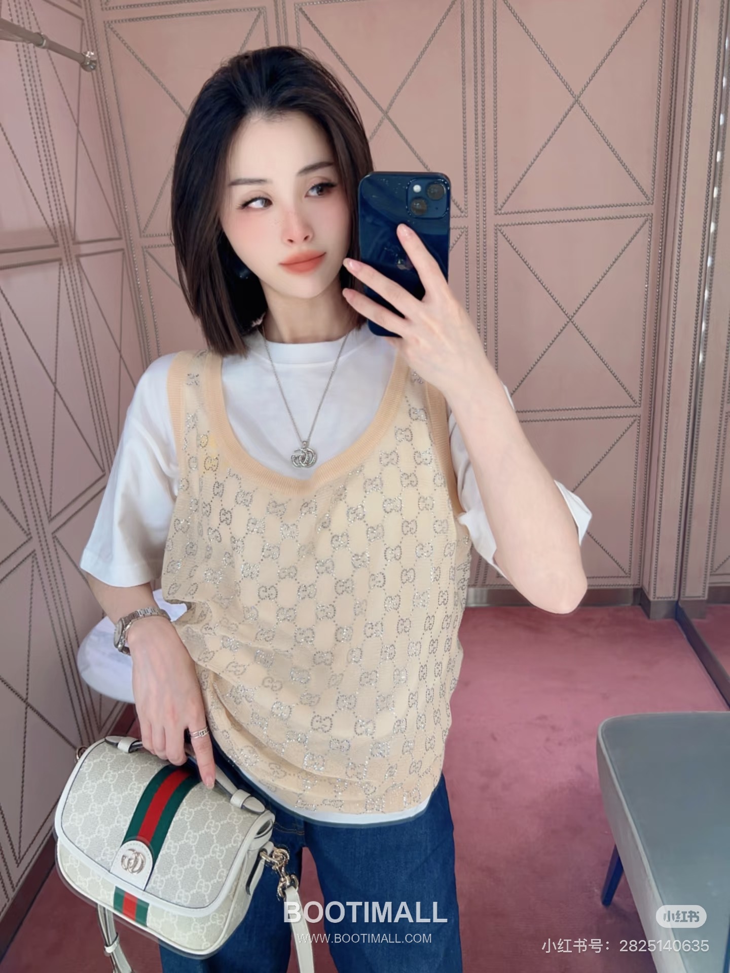 구찌 2026SS 실크 GG 크리스탈자수 슬림핏 슬리브리스 니트 Gucci 2026 SS Silk GG Crystal Embroidered Slim Fit Sleeveless Knit 5