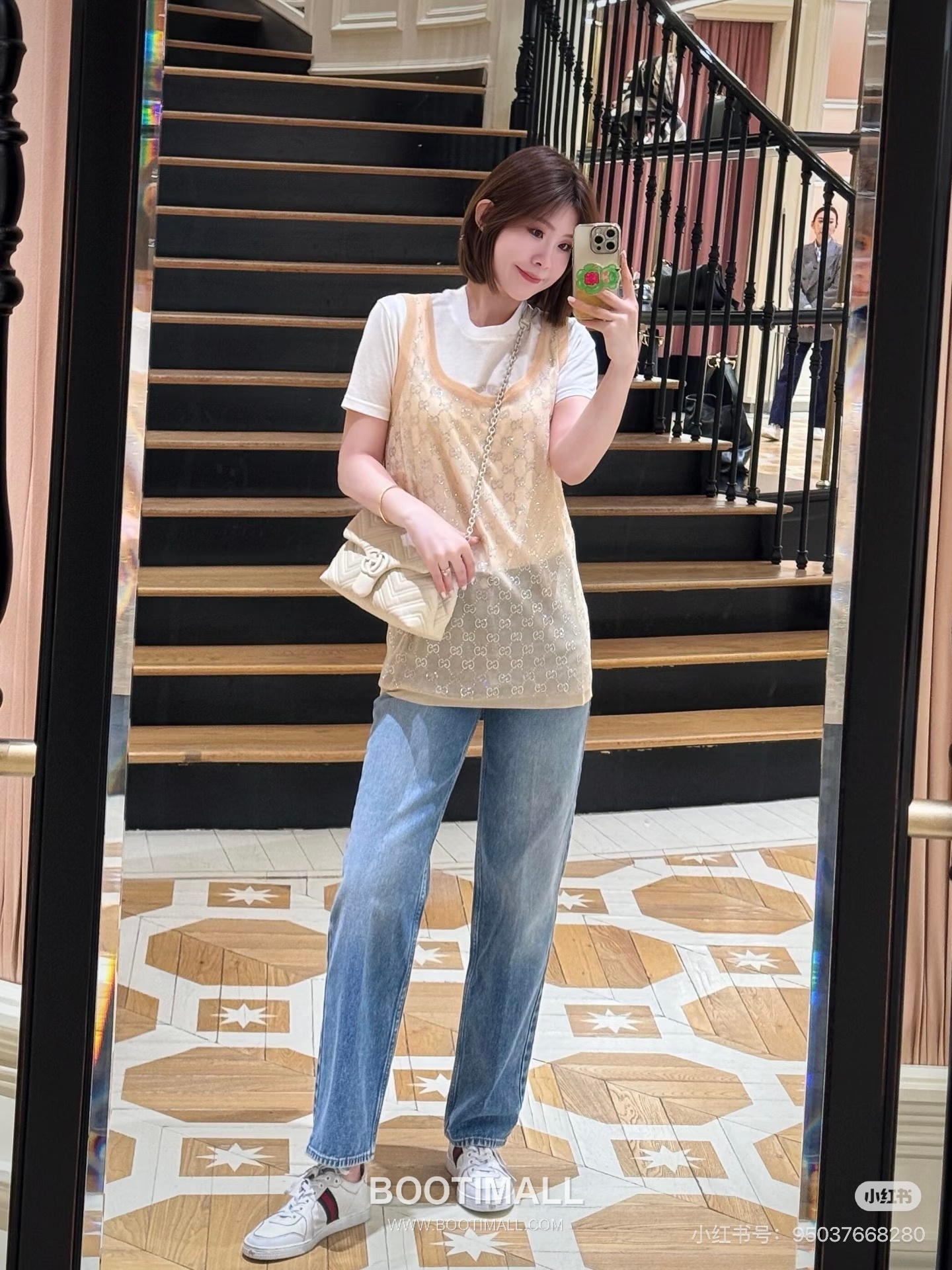 구찌 2026SS 실크 GG 크리스탈자수 슬림핏 슬리브리스 니트 Gucci 2026 SS Silk GG Crystal Embroidered Slim Fit Sleeveless Knit 10