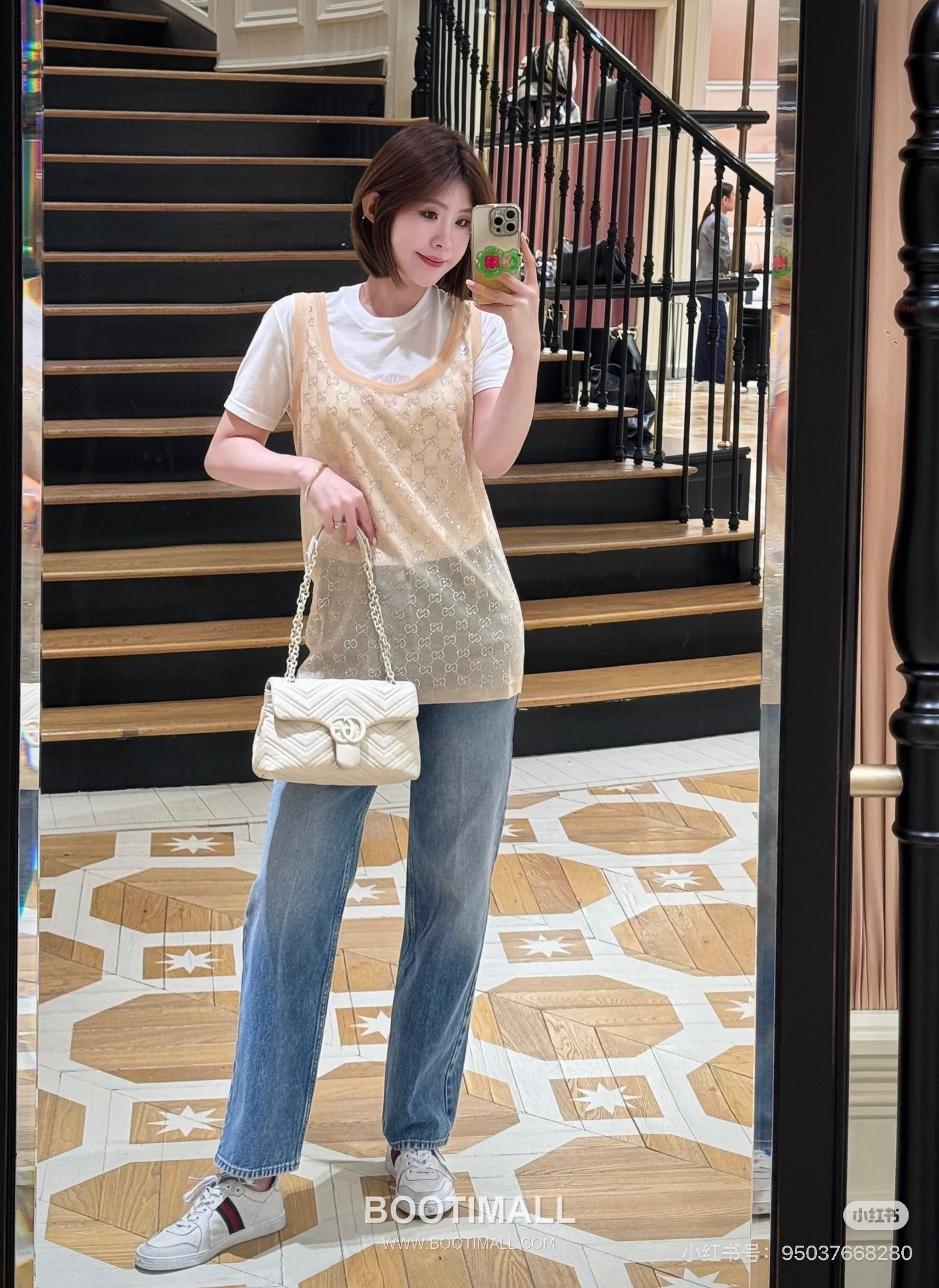 구찌 2026SS 실크 GG 크리스탈자수 슬림핏 슬리브리스 니트 Gucci 2026 SS Silk GG Crystal Embroidered Slim Fit Sleeveless Knit 11