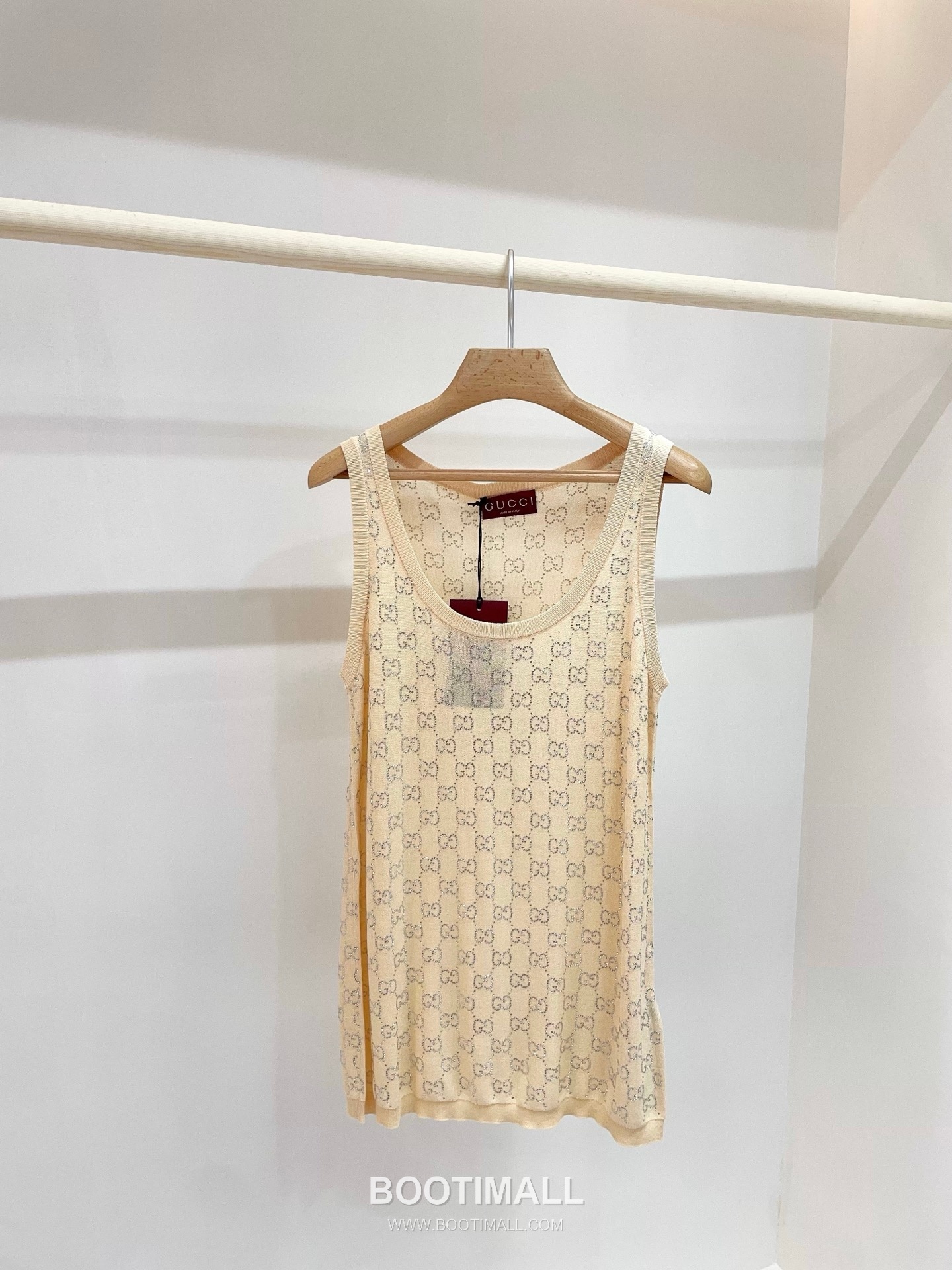 구찌 2026SS 실크 GG 크리스탈자수 슬림핏 슬리브리스 니트 Gucci 2026 SS Silk GG Crystal Embroidered Slim Fit Sleeveless Knit 14