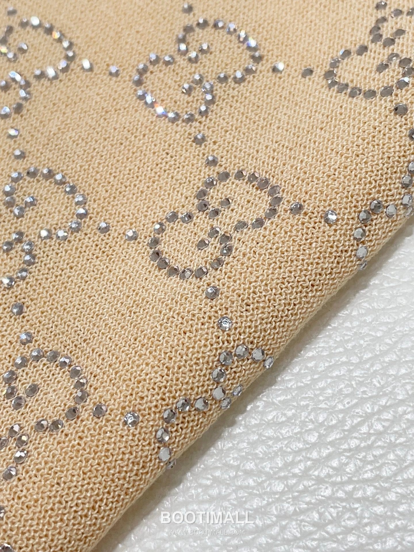 구찌 2026SS 실크 GG 크리스탈자수 슬림핏 슬리브리스 니트 Gucci 2026 SS Silk GG Crystal Embroidered Slim Fit Sleeveless Knit 20