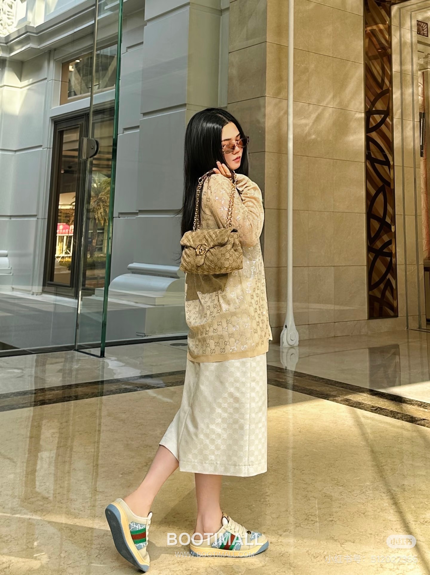 구찌 2026SS 실크 GG 크리스탈자수 슬림핏 브이넥 긴팔 가디건 Gucci 2026 SS Silk GG Crystal Embroidered Slim Fit V Neck Long Sleeve Cardigan 8