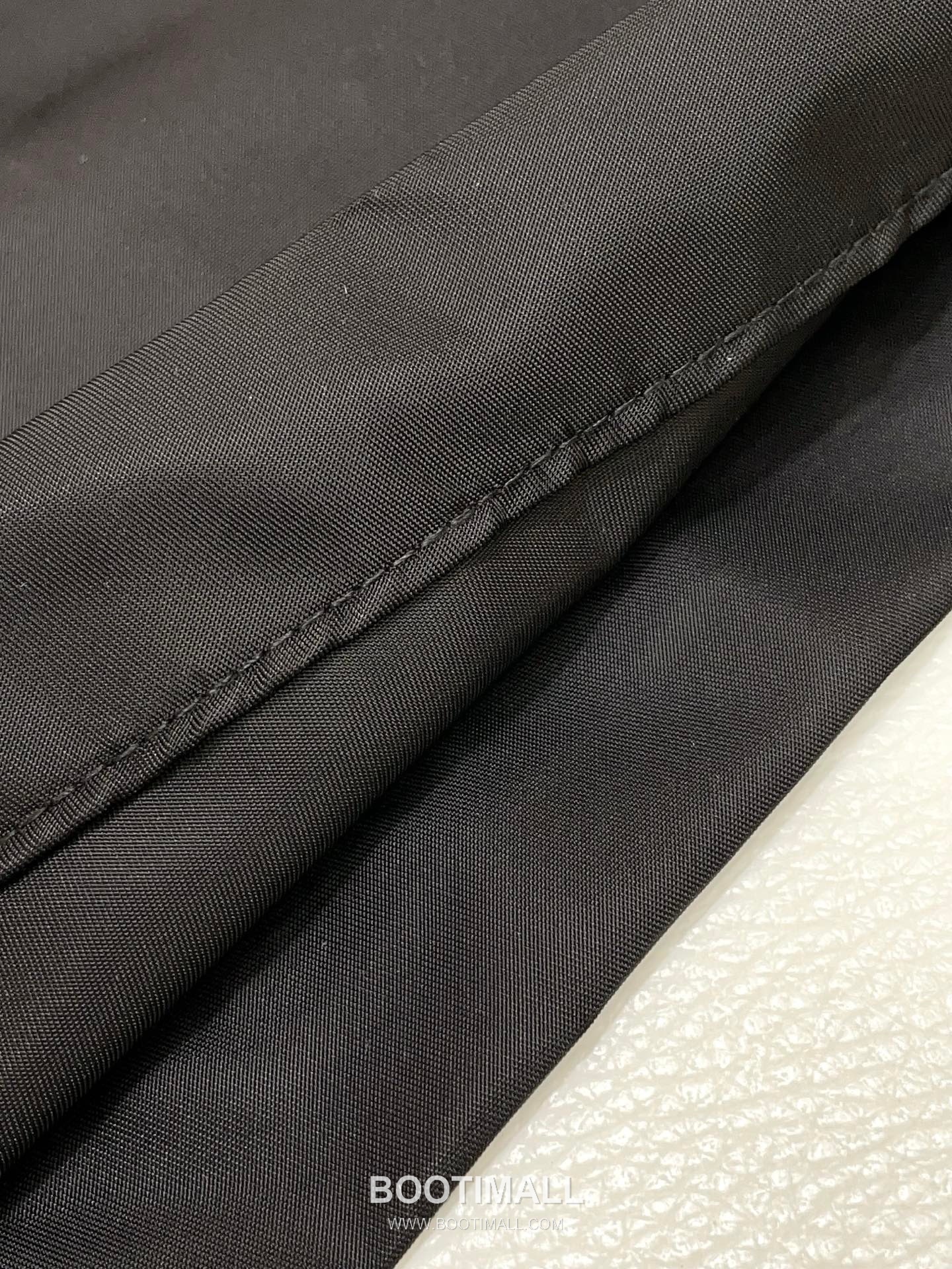 프라다 2026SS 리나일론 트라이앵글로고 플레어핏 미니 슬리브리스 원피스 Prada 2026 SS Re Nylon Triangle Logo Flared Mini Sleeveless Dress 24