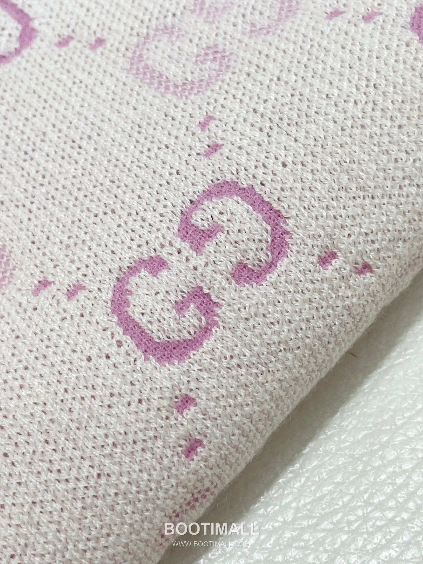 구찌 2026SS 울텐셀 GG자카드 슬림핏 반팔 니트 Gucci 2026 SS Wool Tencel GG Jacquard Slim Fit Short Sleeve Knit 26