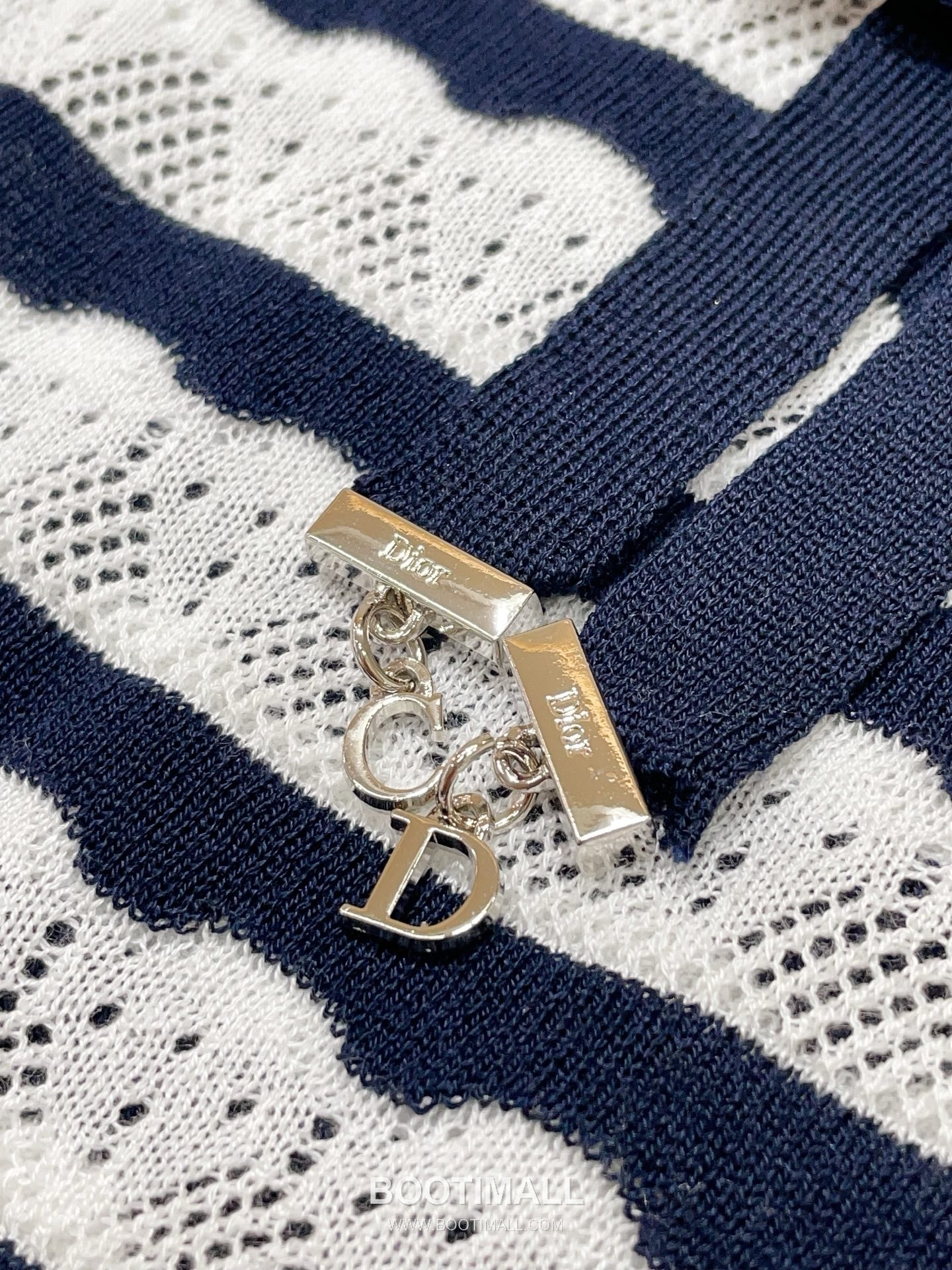 디올 2026SS 레이스니트 마리니에르 스트라이프 CD참 슬림핏 슬리브리스 니트 Dior 2026 SS Lace Knit Mariniere Stripe CD Charm Slim Fit Sleeveless Knit 16