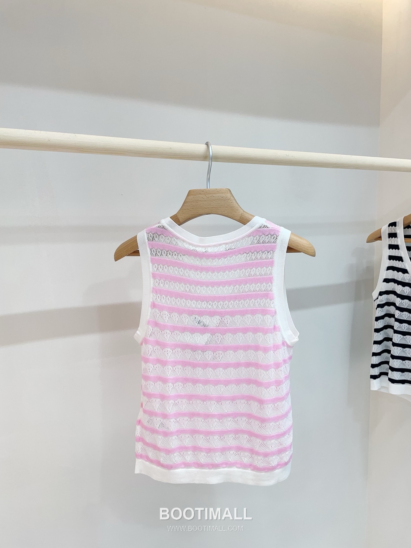 디올 2026SS 레이스니트 마리니에르 스트라이프 CD참 슬림핏 슬리브리스 니트 Dior 2026 SS Lace Knit Mariniere Stripe CD Charm Slim Fit Sleeveless Knit 4