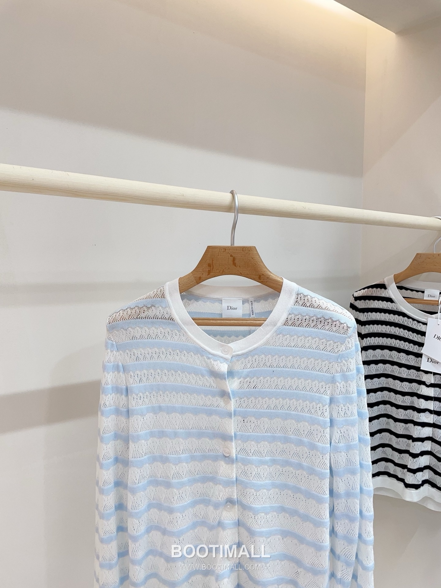 디올 2026SS 레이스니트 마리니에르 스트라이프 슬림핏 브이넥 긴팔 가디건 Dior 2026 SS Lace Knit Mariniere Stripe Slim Fit V Neck Long Sleeve Cardigan 12