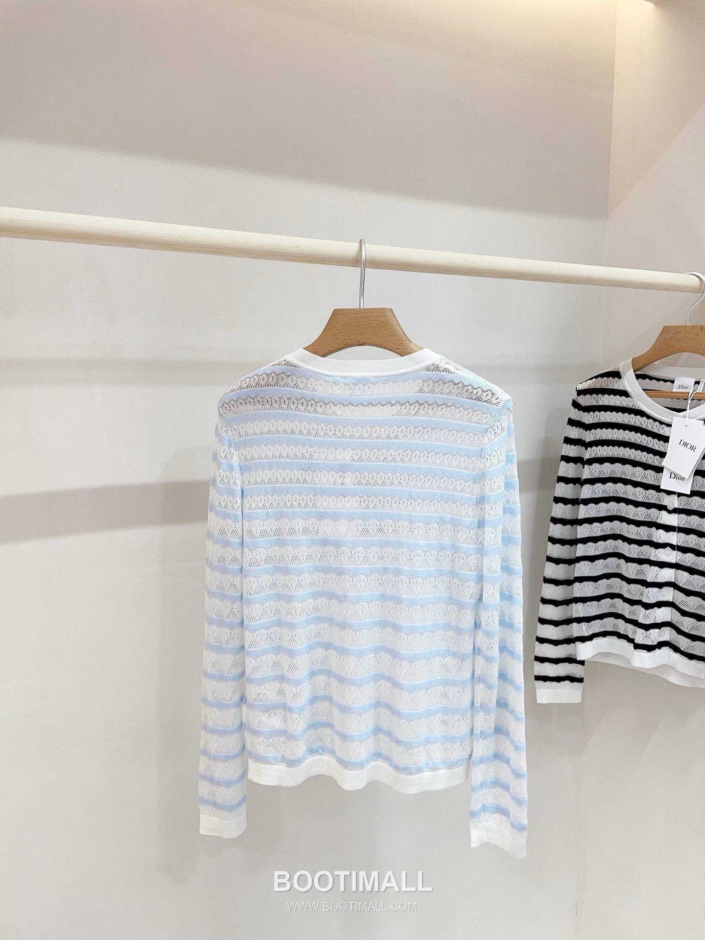 디올 2026SS 레이스니트 마리니에르 스트라이프 슬림핏 브이넥 긴팔 가디건 Dior 2026 SS Lace Knit Mariniere Stripe Slim Fit V Neck Long Sleeve Cardigan 13