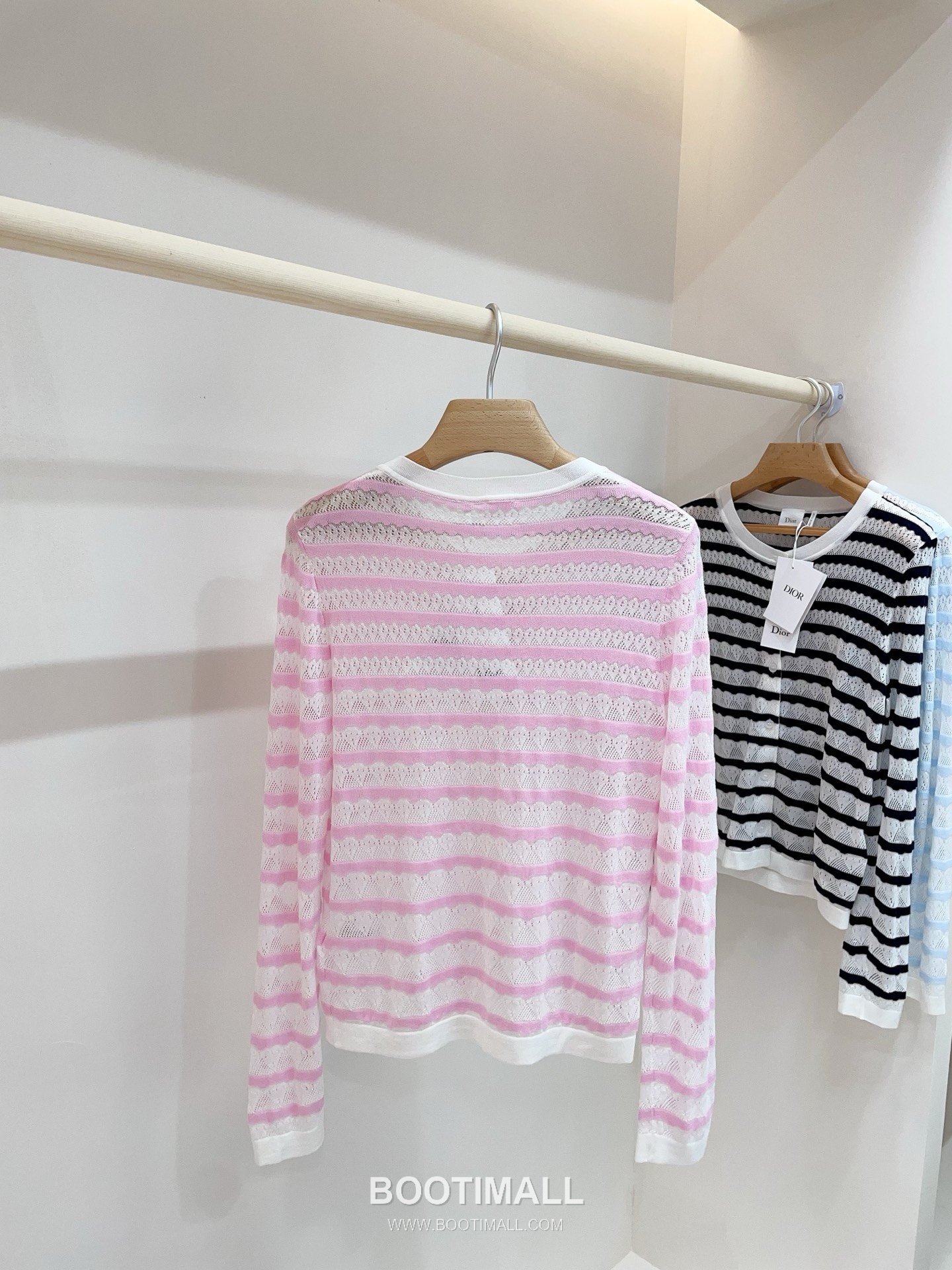 디올 2026SS 레이스니트 마리니에르 스트라이프 슬림핏 브이넥 긴팔 가디건 Dior 2026 SS Lace Knit Mariniere Stripe Slim Fit V Neck Long Sleeve Cardigan 5