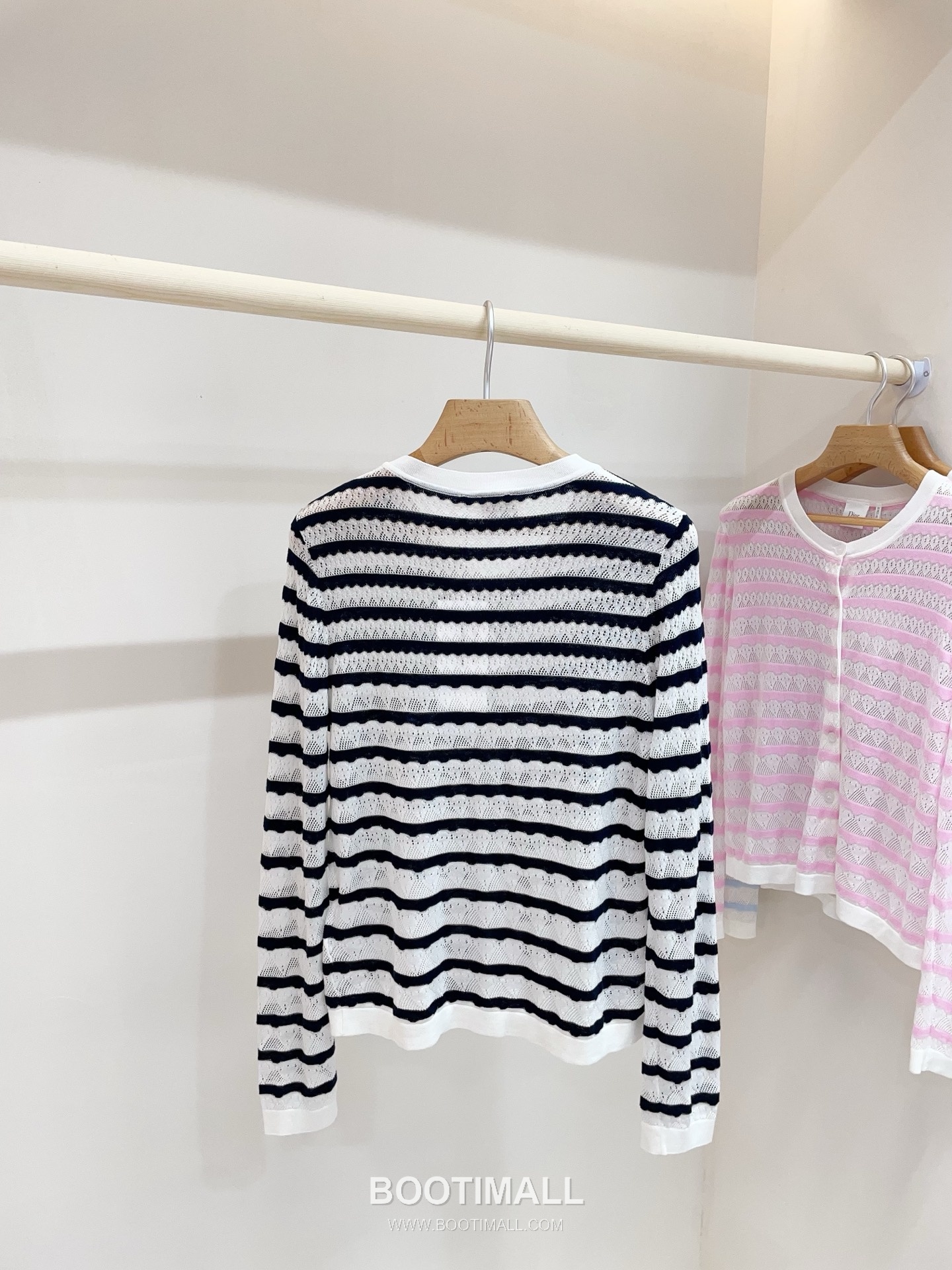 디올 2026SS 레이스니트 마리니에르 스트라이프 슬림핏 브이넥 긴팔 가디건 Dior 2026 SS Lace Knit Mariniere Stripe Slim Fit V Neck Long Sleeve Cardigan 13