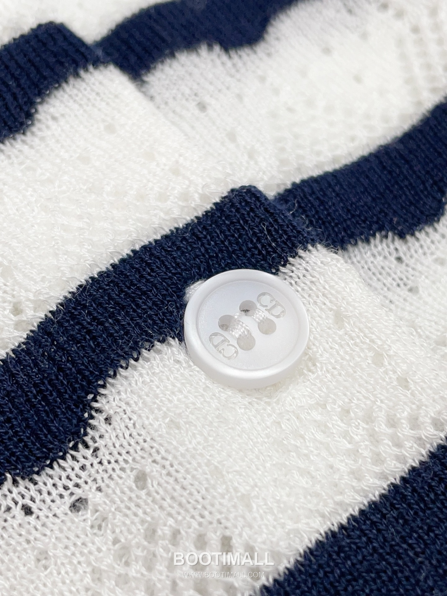 디올 2026SS 레이스니트 마리니에르 스트라이프 슬림핏 브이넥 긴팔 가디건 Dior 2026 SS Lace Knit Mariniere Stripe Slim Fit V Neck Long Sleeve Cardigan 19