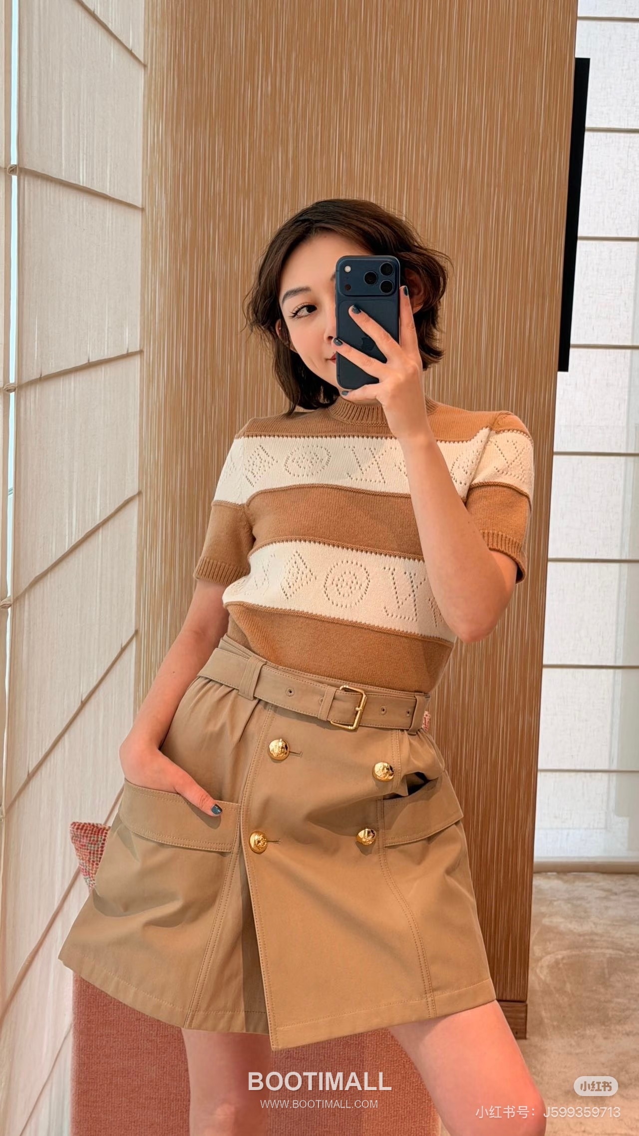 루이비통 2026SS 울캐시미어 모노그램 플로럴 슬림핏 반팔 니트 Louis Vuitton 2026 SS Wool Cashmere Monogram Floral Slim Fit Short Sleeve Knit 1