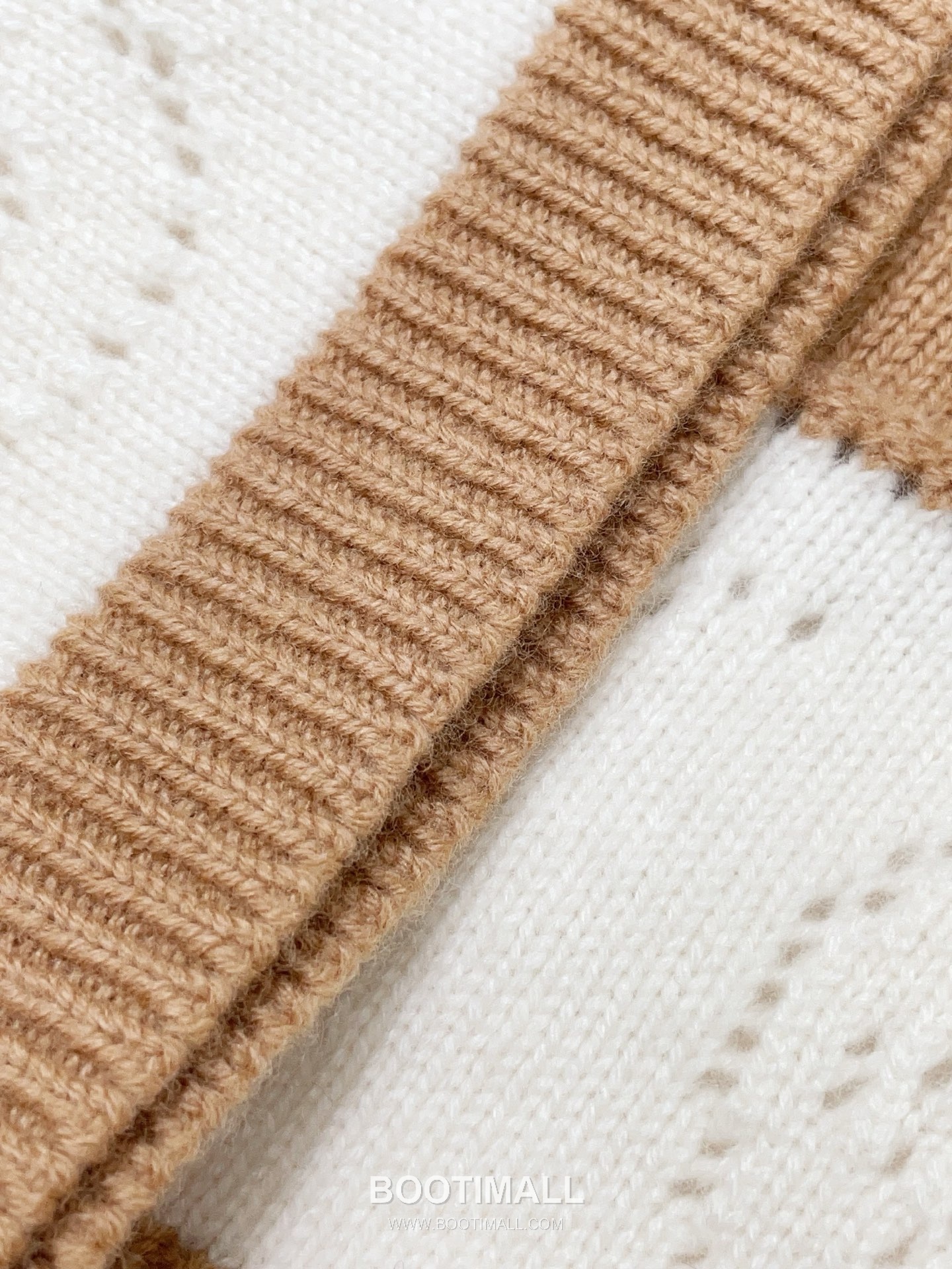 루이비통 2026SS 울캐시미어 모노그램 플로럴 슬림핏 반팔 니트 Louis Vuitton 2026 SS Wool Cashmere Monogram Floral Slim Fit Short Sleeve Knit 22