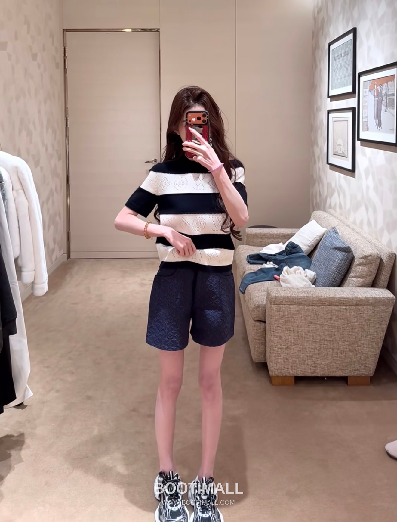 루이비통 2026SS 울캐시미어 모노그램 플로럴 슬림핏 반팔 니트 Louis Vuitton 2026 SS Wool Cashmere Monogram Floral Slim Fit Short Sleeve Knit 1