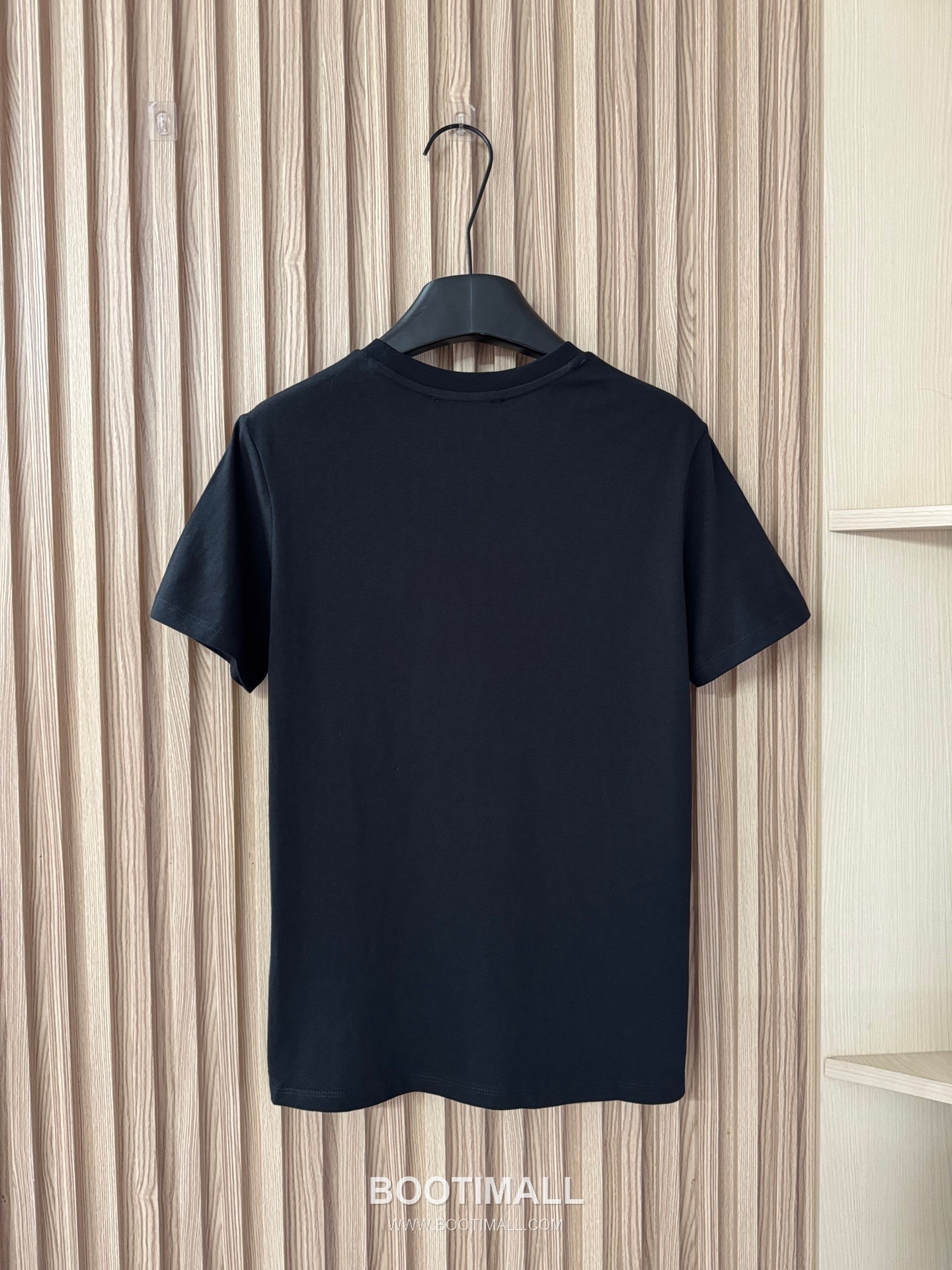 프라다 2026SS 코튼 트라이앵글 크리스탈로고 슬림핏 반팔 티셔츠 Prada 2026 SS Cotton Triangle Crystal Logo Slim Fit Short Sleeve T Shirt 20