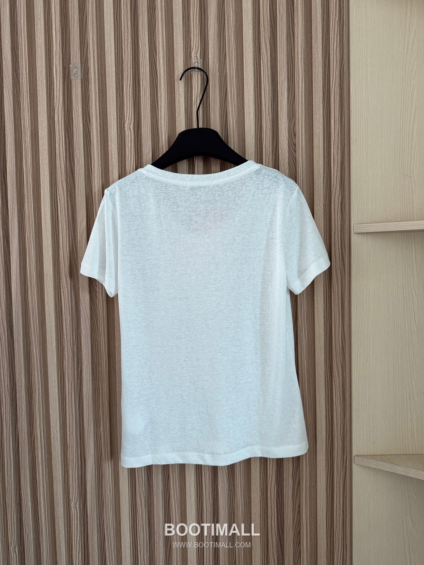 프라다 2026SS 슬럽코튼 트라이앵글로고 슬림핏 브이넥 반팔 티셔츠 Prada 2026 SS Slub Cotton Triangle Logo Slim Fit V Neck Short Sleeve T Shirt 16