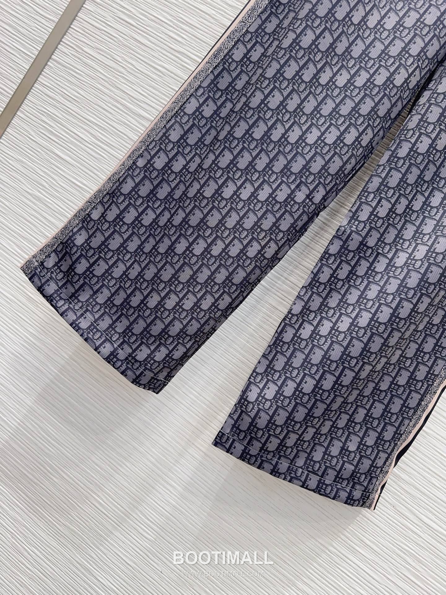 루이비통 2026SS 기능성 패브릭 모노그램 올오버 로고밴딩 루즈핏 롱팬츠 Louis Vuitton 2026 SS Functional Fabric Monogram All Over Logo Elastic Waist Loose Fit Long Pants 14