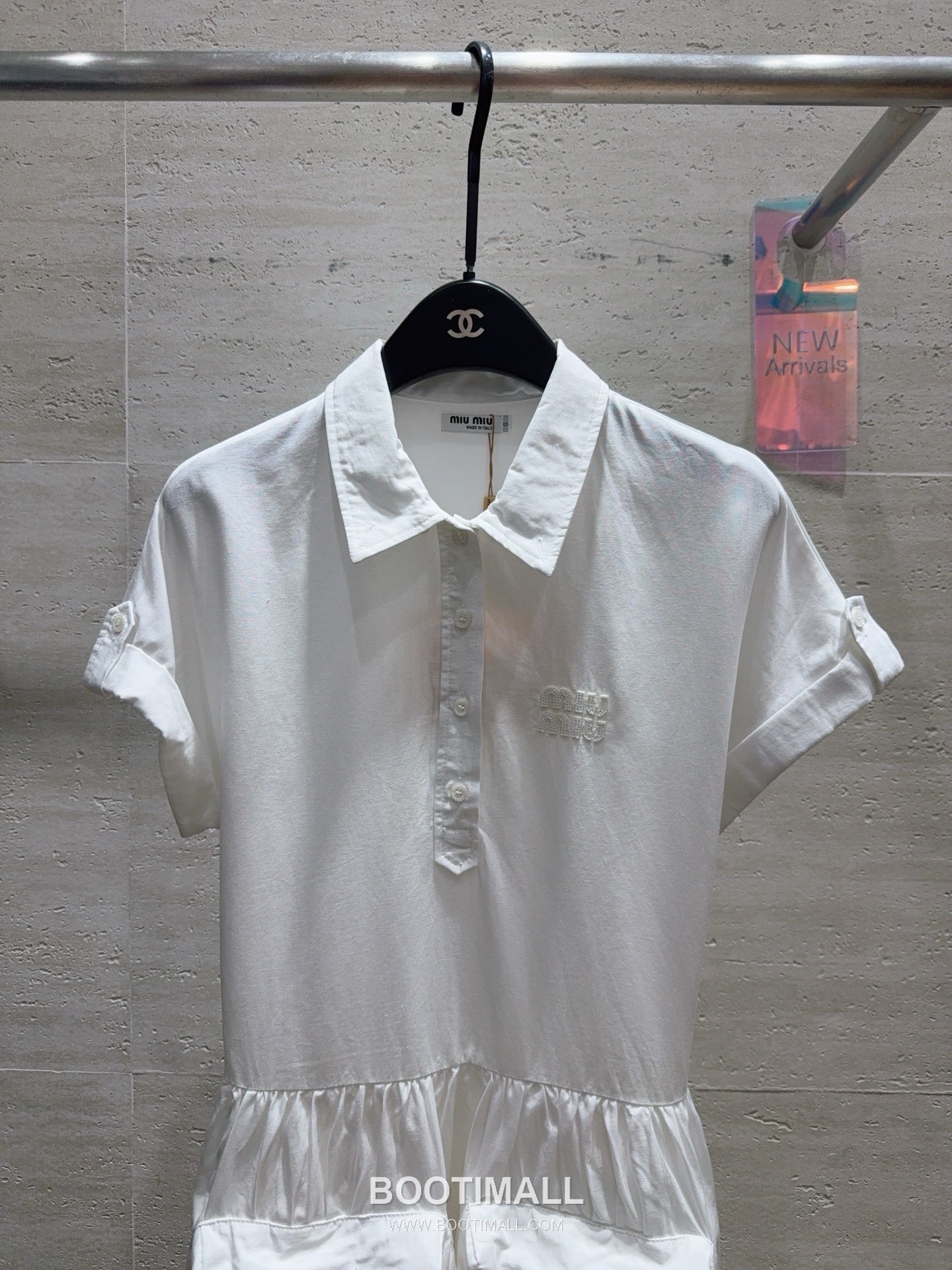 디올 2026SS 코튼린넨 혼방 로고자수 셔츠칼라 A라인 미니 반팔 원피스 Dior 2026 SS Cotton Linen Blend Logo Embroidered Shirt Collar A Line Mini Short Sleeve Dress 11