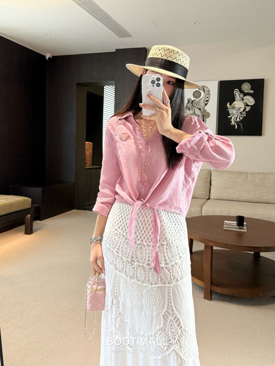 프라다 2026SS 린넨코튼 혼방 트라이앵글로고 매듭 크롭핏 7부소매 셔츠 Prada 2026 SS Linen Cotton Blend Triangle Logo Knot Cropped Fit Three Quarter Sleeve Shirt 8