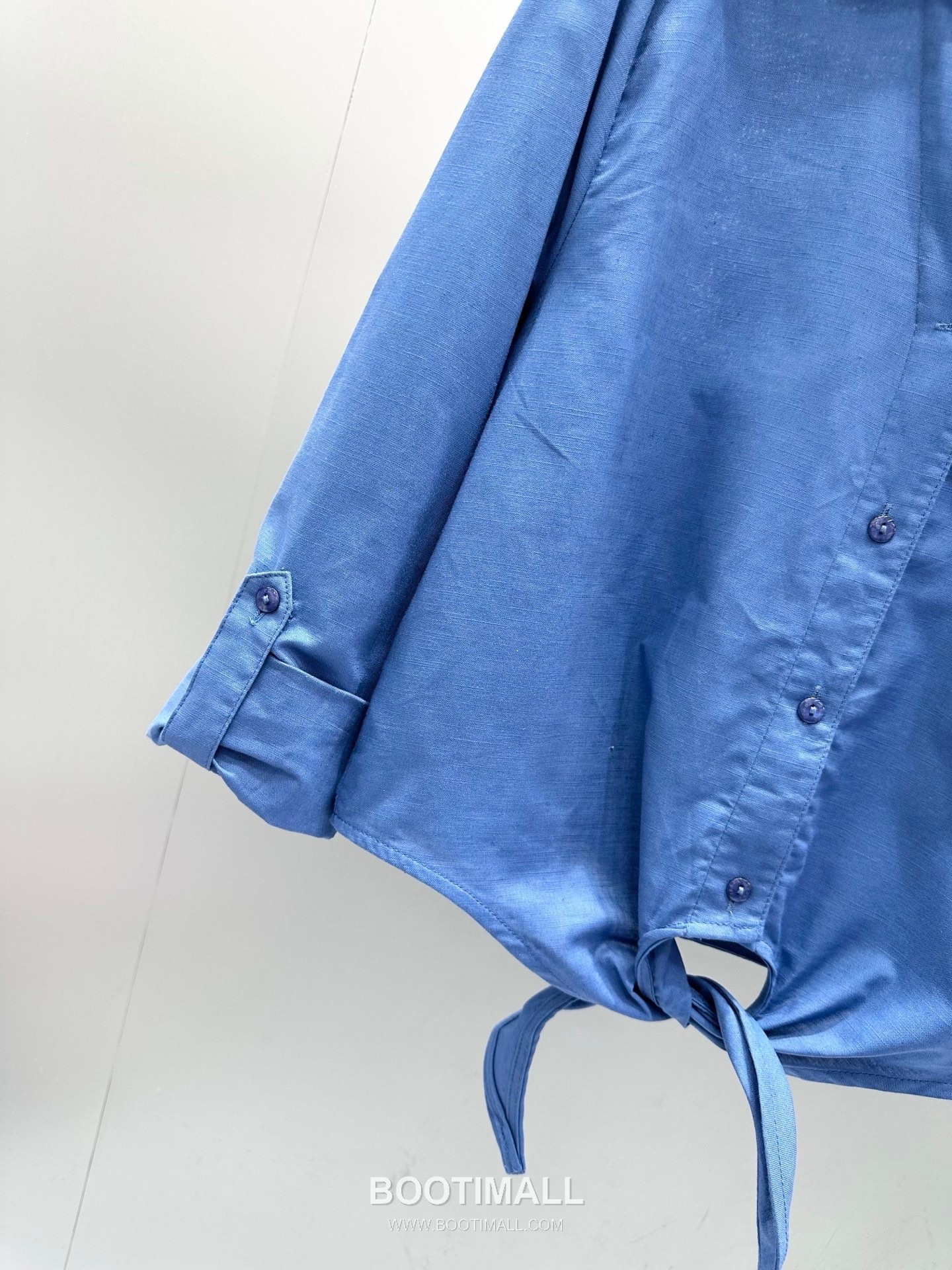 프라다 2026SS 린넨코튼 혼방 트라이앵글로고 매듭 크롭핏 7부소매 셔츠 Prada 2026 SS Linen Cotton Blend Triangle Logo Knot Cropped Fit Three Quarter Sleeve Shirt 14