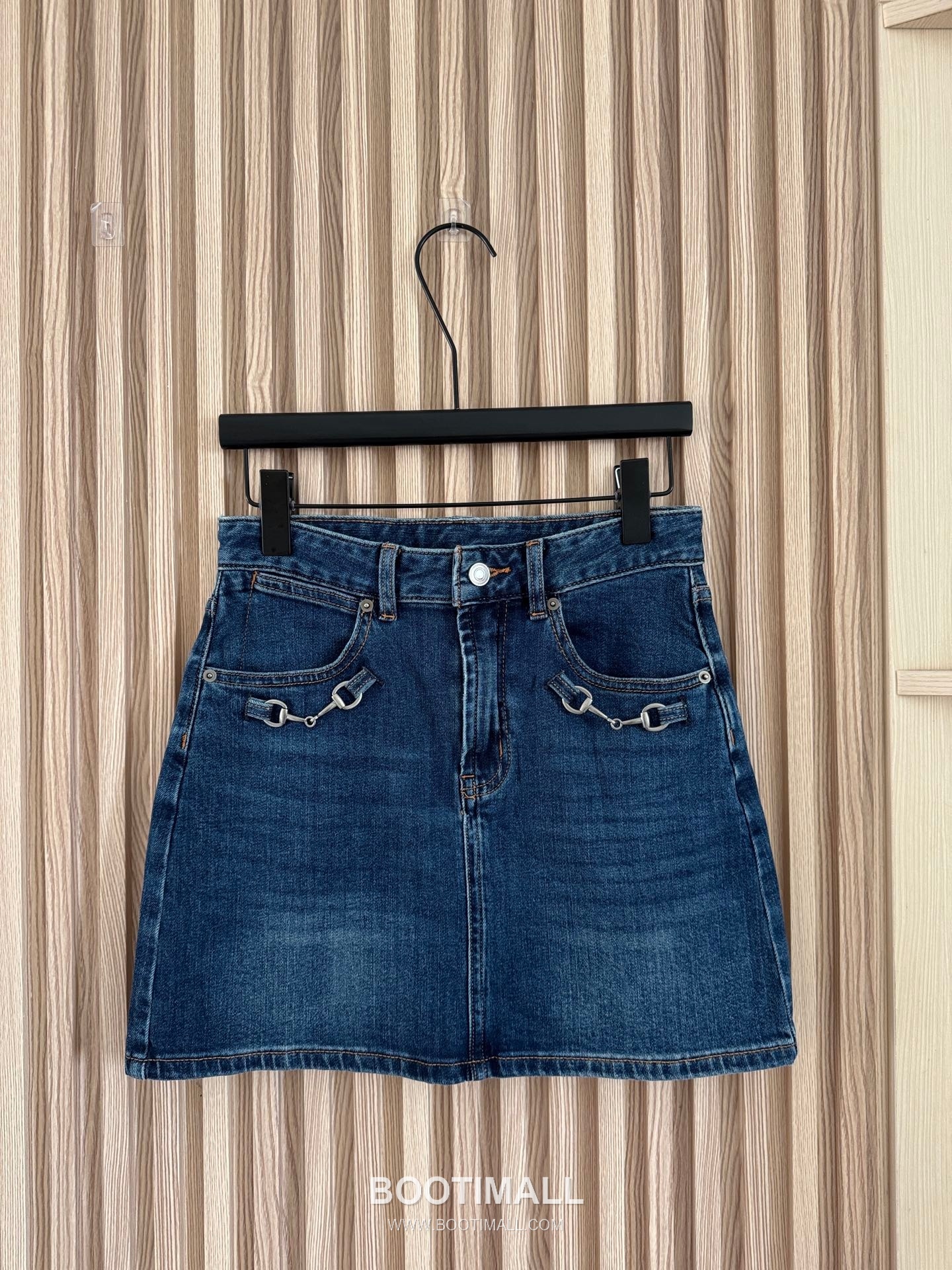 구찌 2026SS 코튼 데님 홀스빗 장식 하이웨스트 미니 스커트 Gucci 2026 SS Cotton Denim Horsebit Detail High Waist Mini Skirt 12