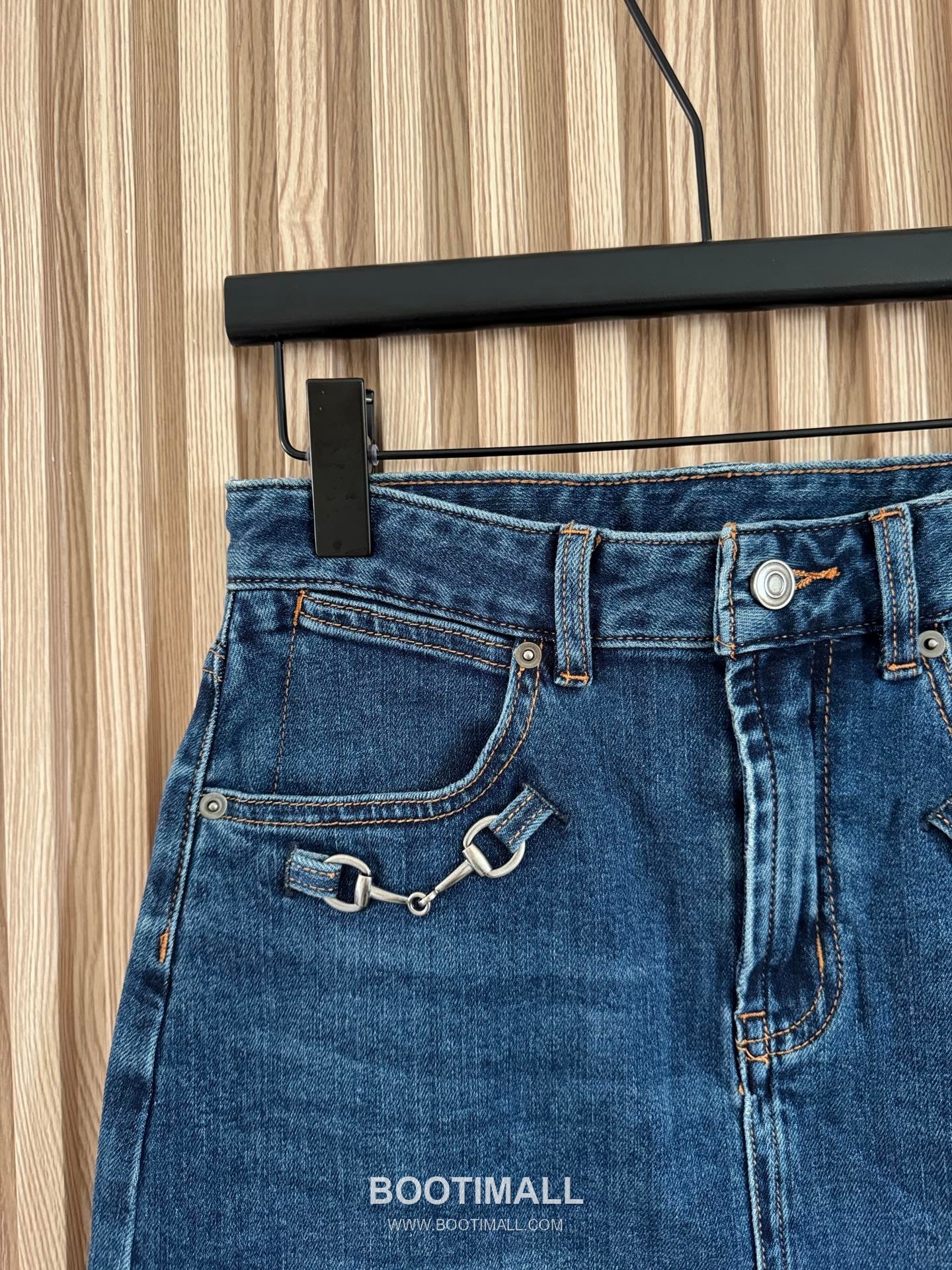 구찌 2026SS 코튼 데님 홀스빗 장식 하이웨스트 미니 스커트 Gucci 2026 SS Cotton Denim Horsebit Detail High Waist Mini Skirt 14