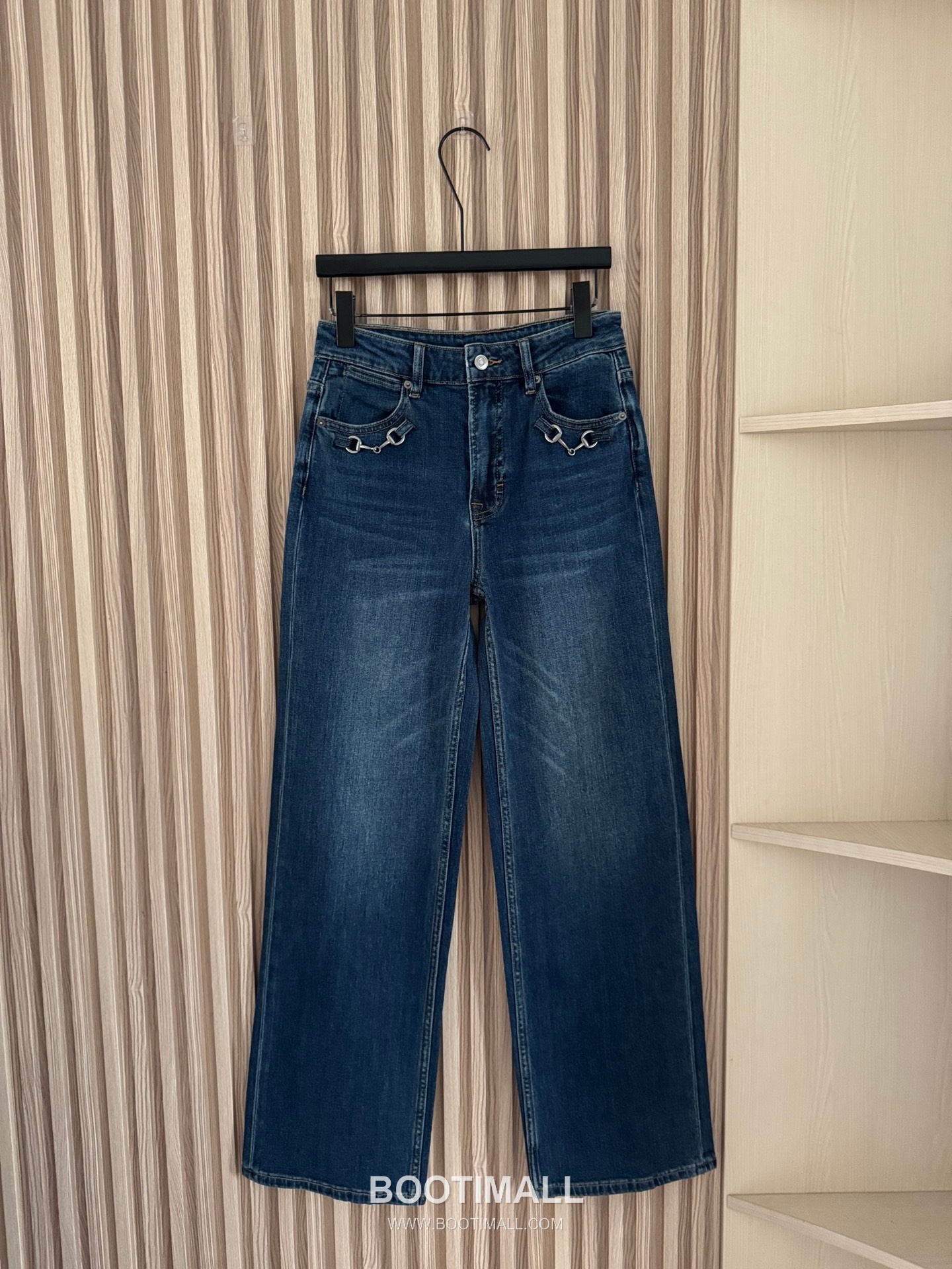 구찌 2026SS 코튼 데님 홀스빗 장식 로우라이즈 세미와이드 스트레이트핏 롱팬츠 Gucci 2026 SS Cotton Denim Horsebit Detail Low Rise Semi Wide Straight Fit Long Pants 10