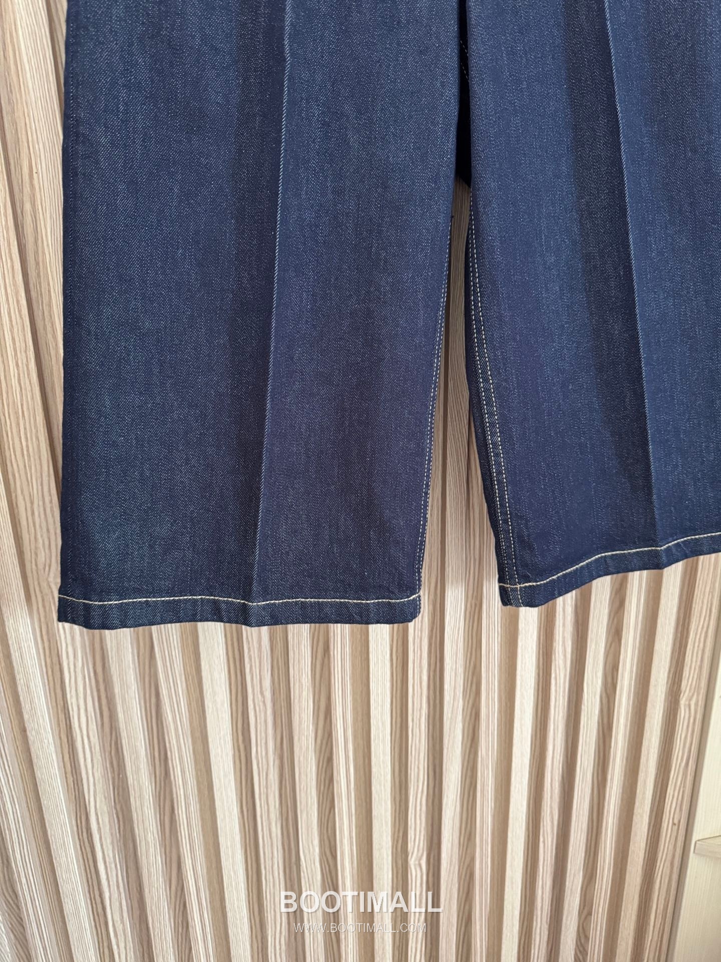 브루넬로 쿠치넬리 2026SS 코튼 데님 크롭 세미와이드 스트레이트핏 7부 팬츠 Brunello Cucinelli 2026 SS Cotton Denim Cropped Semi Wide Straight Fit Capri Pants 8