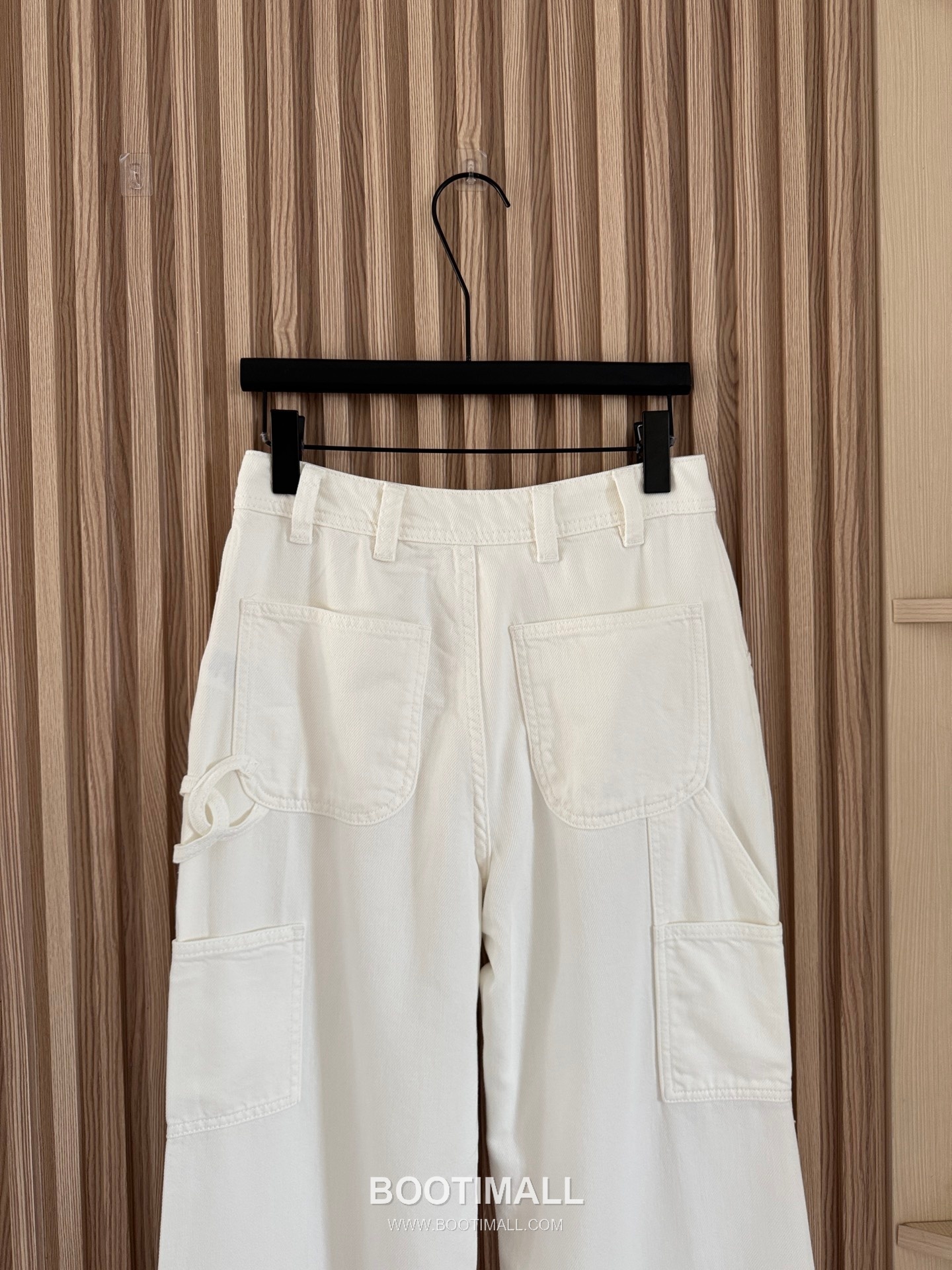 브루넬로 쿠치넬리 2026SS 코튼 데님 크롭 세미와이드 스트레이트핏 7부 팬츠 Brunello Cucinelli 2026 SS Cotton Denim Cropped Semi Wide Straight Fit Capri Pants 7